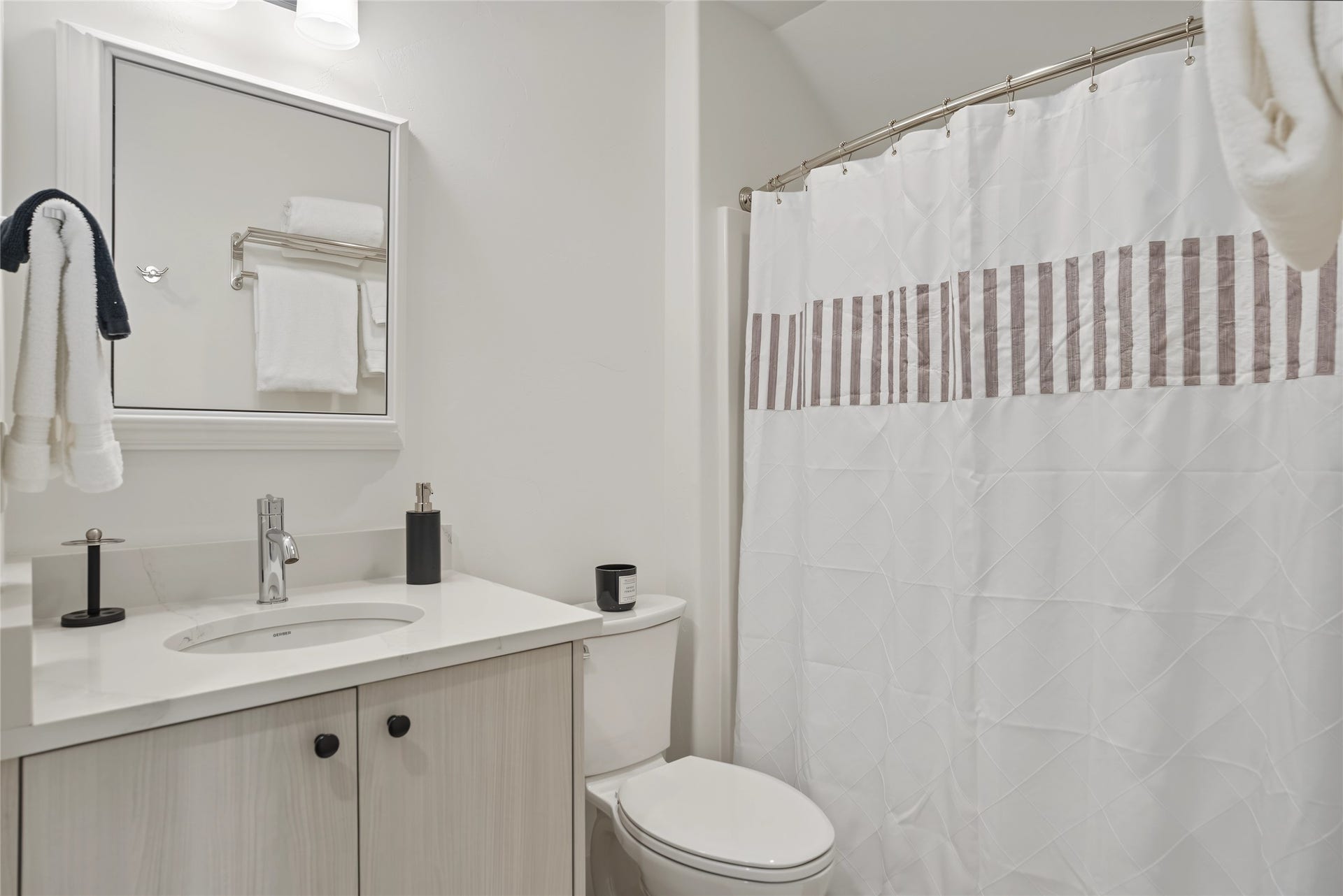 622 Wild Swan Trail, Bigfork, MT 59911 Lower level lock out bathroom