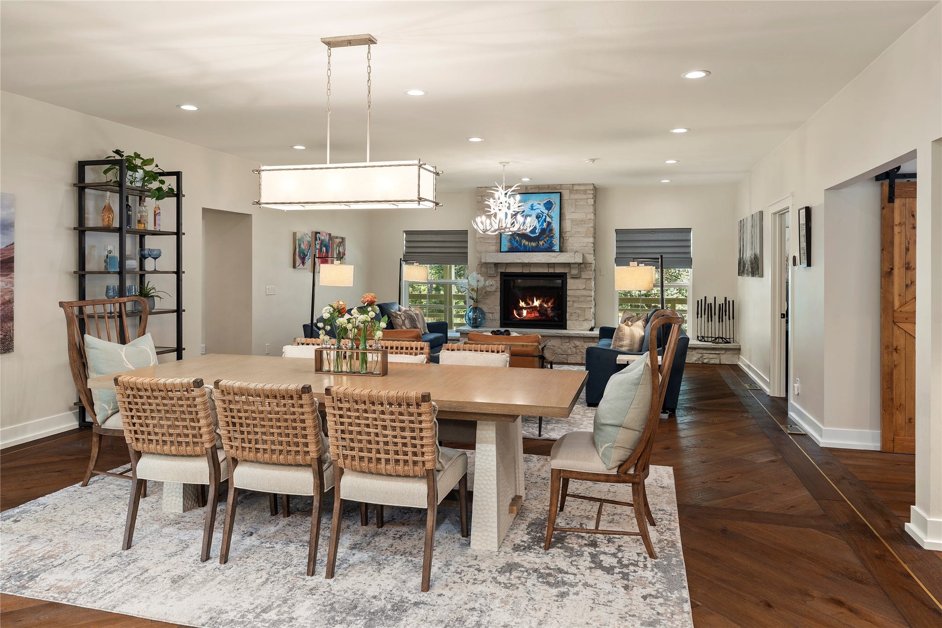 4926 Foothill Road, Bigfork, MT 59911 Dining table