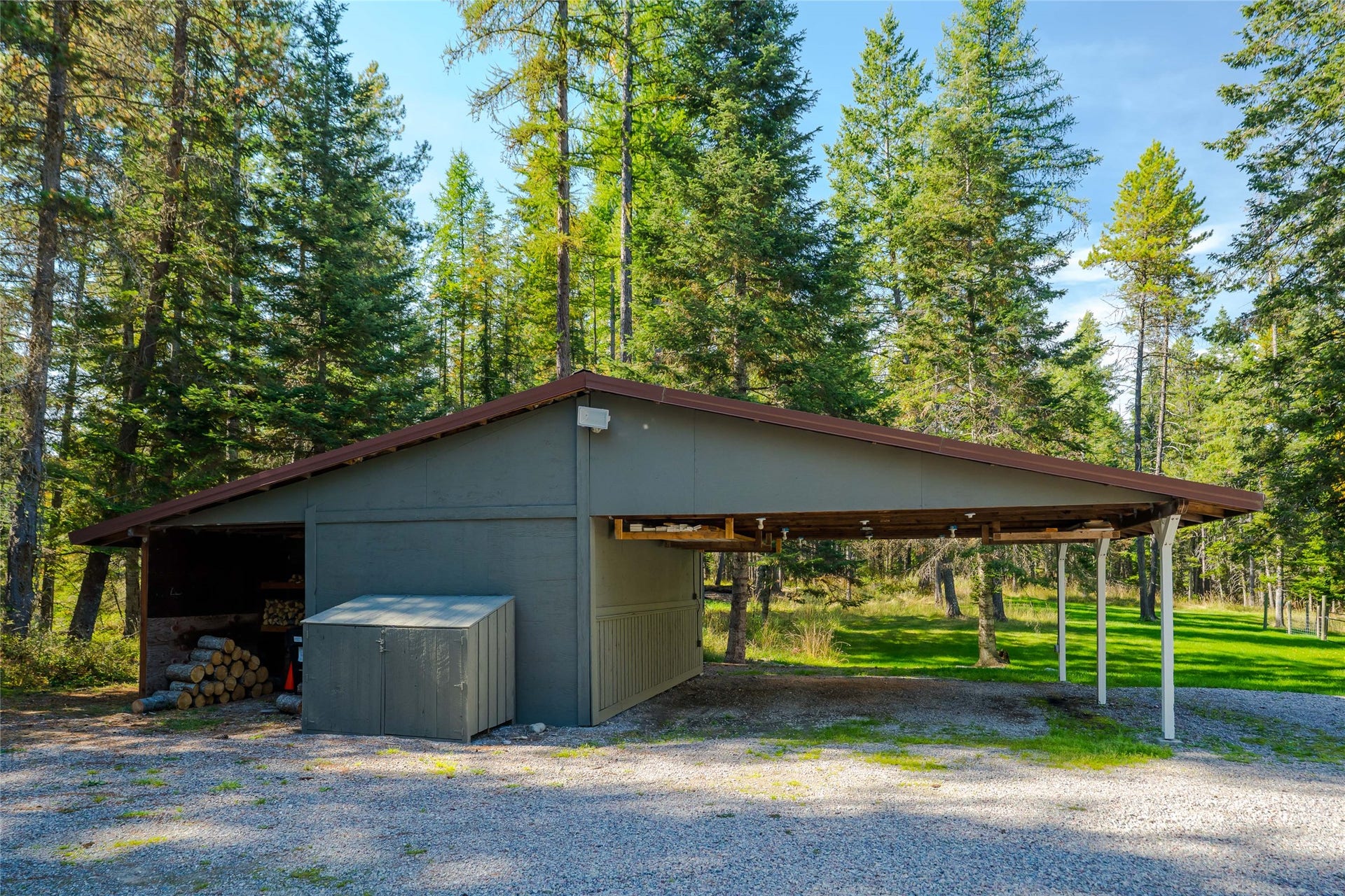 4926 Foothill Road, Bigfork, MT 59911 Carport