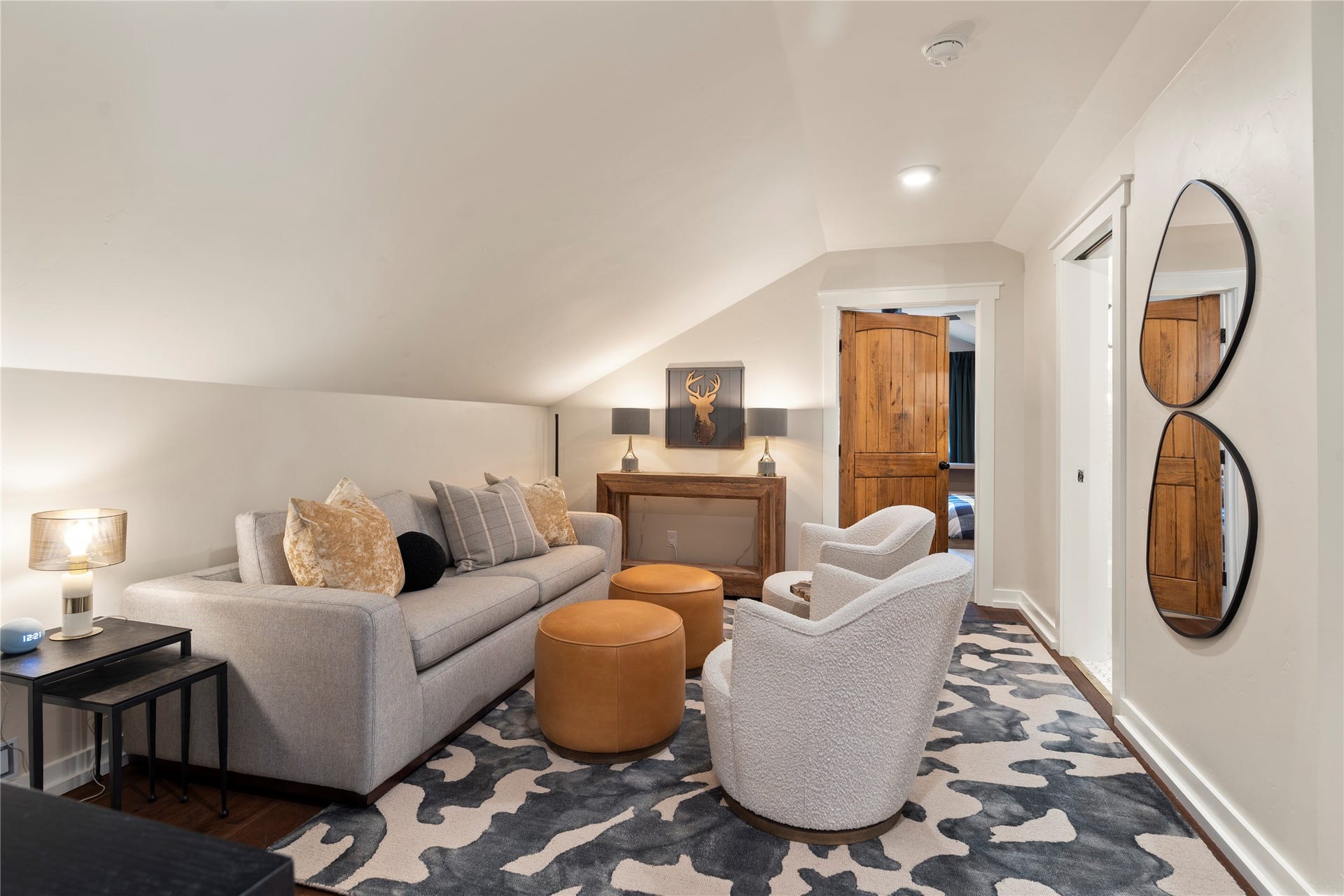 4926 Foothill Road, Bigfork, MT 59911 2nd floor living area