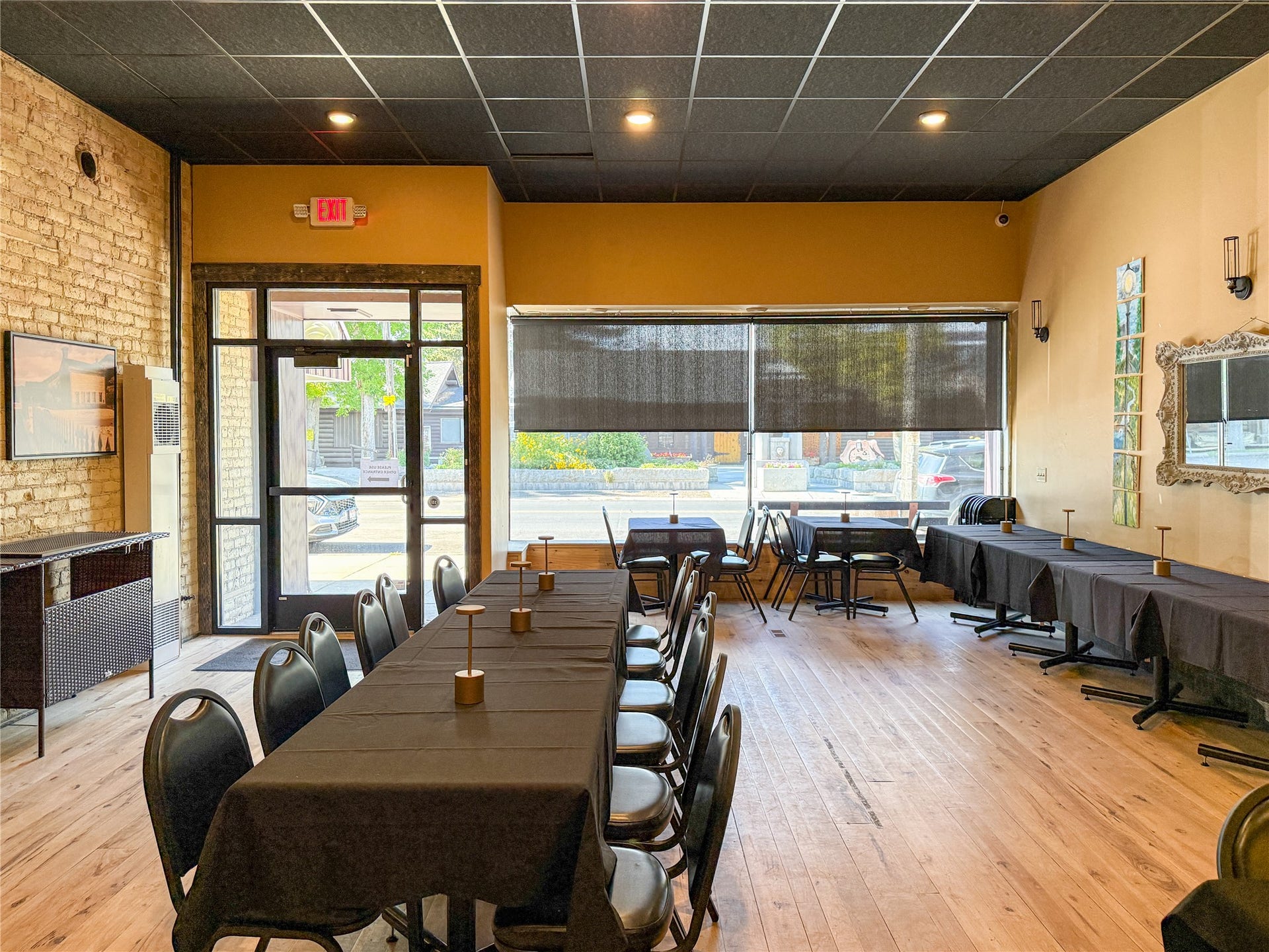 Rentable party space