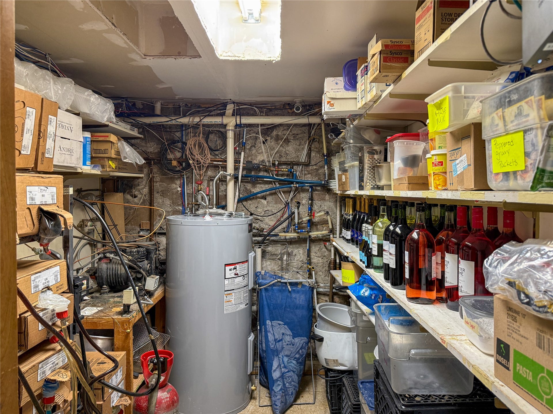 26 S Montana Street, Dillon, MT 59725