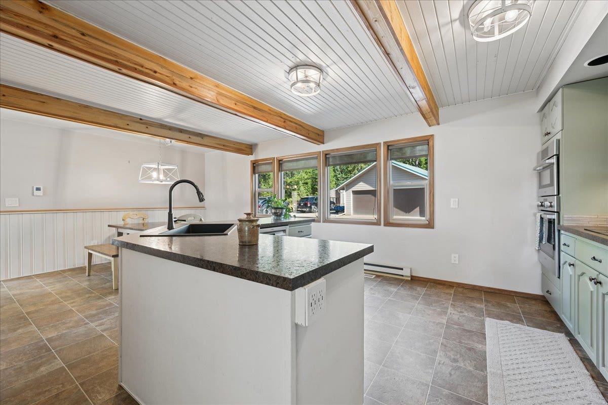 745 Hidden Valley Drive, Whitefish, MT 59937 Kitchen