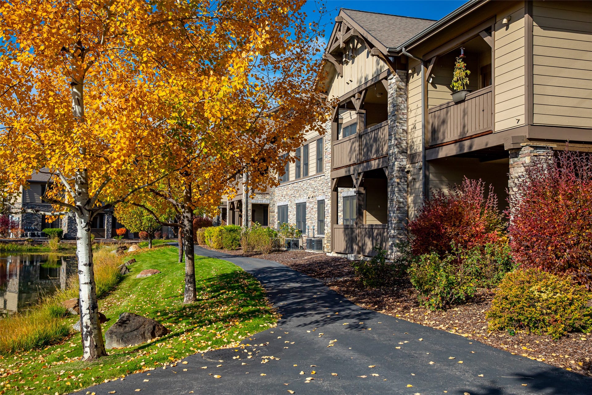 6305 Locarno Drive, #G, Whitefish, MT 59937 6305 Locarno Drive Unit #G
