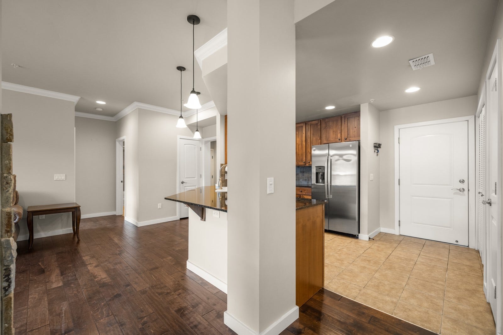6305 Locarno Drive, #G, Whitefish, MT 59937 Kitchen/Entry View