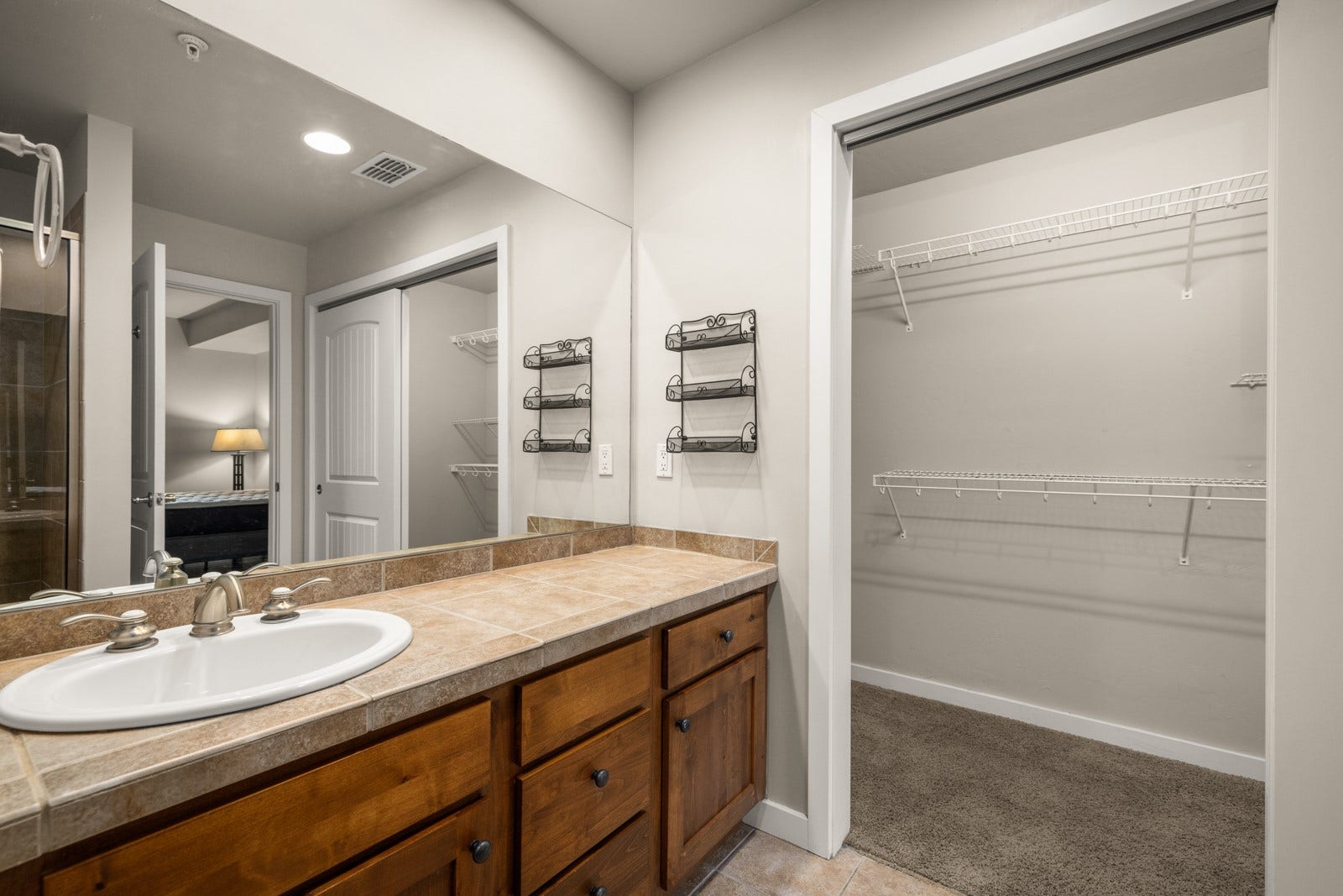6305 Locarno Drive, #G, Whitefish, MT 59937 Primary Bathroom
