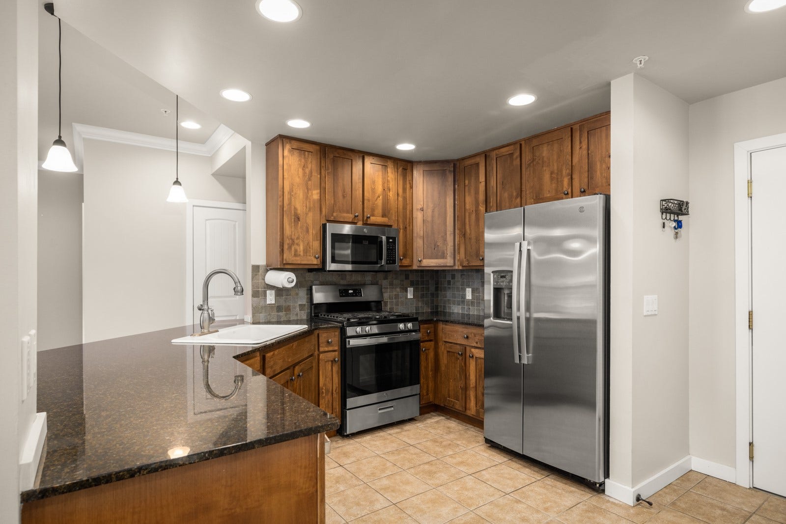 6305 Locarno Drive, #G, Whitefish, MT 59937 Kitchen