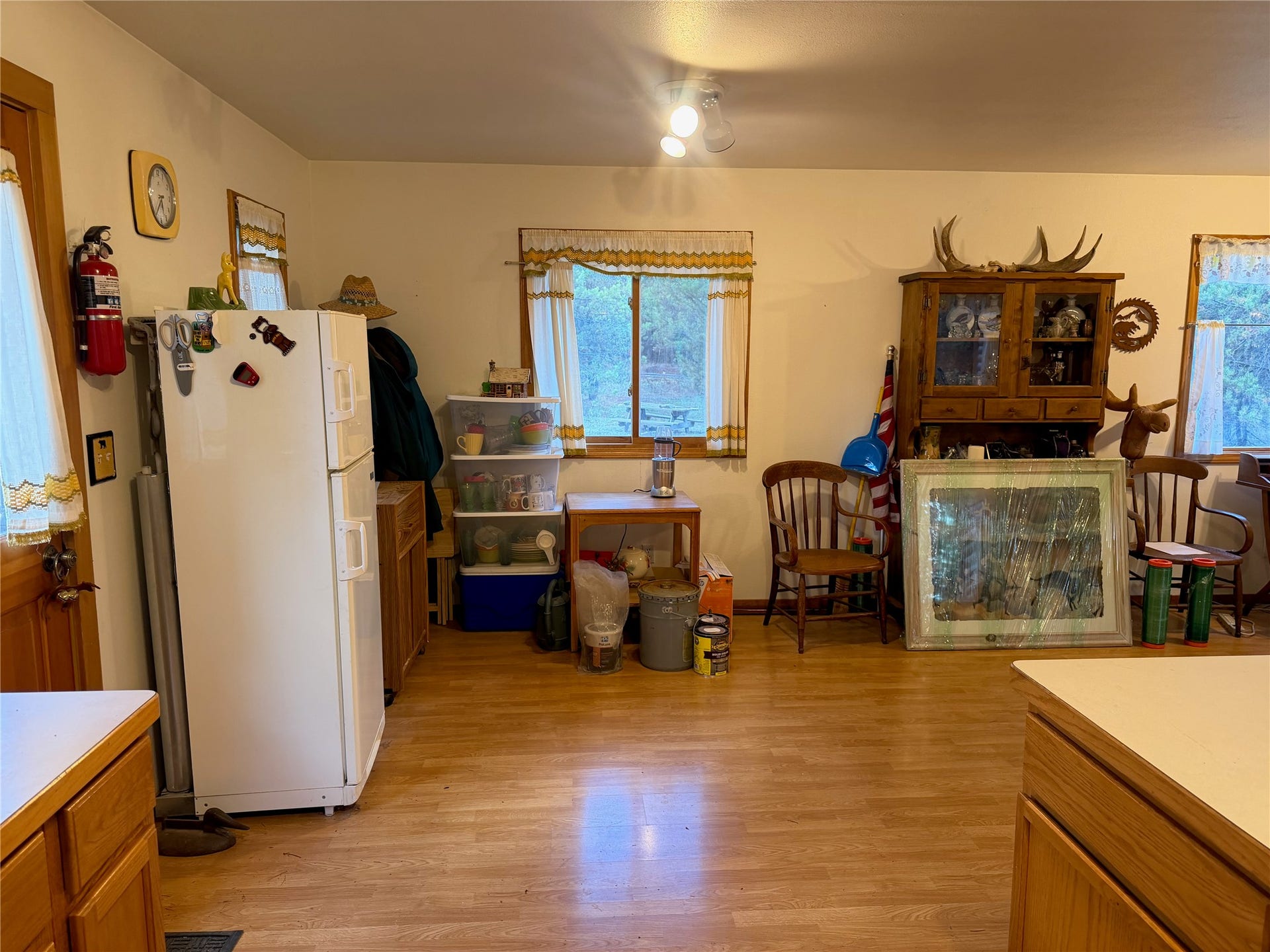 10601 North Fork Road, Polebridge, MT 59928 Kitchen