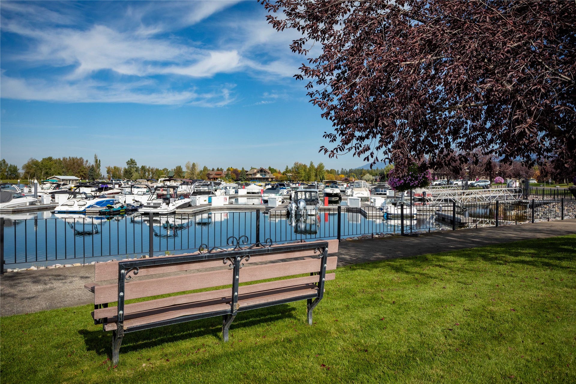 B-1 Eagle Bend Yacht Harbor, Bigfork, MT 59911 B-1 Eagle Bend Yacht Harbor, Bigfork, MT 59911