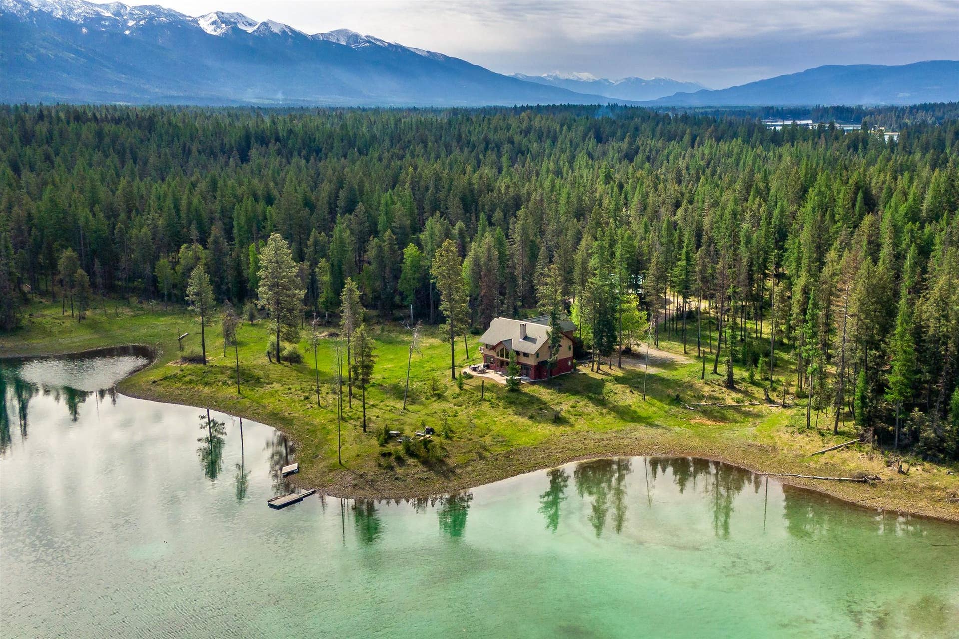 1035 Lake Of The Woods Lane, Bigfork, MT 59911