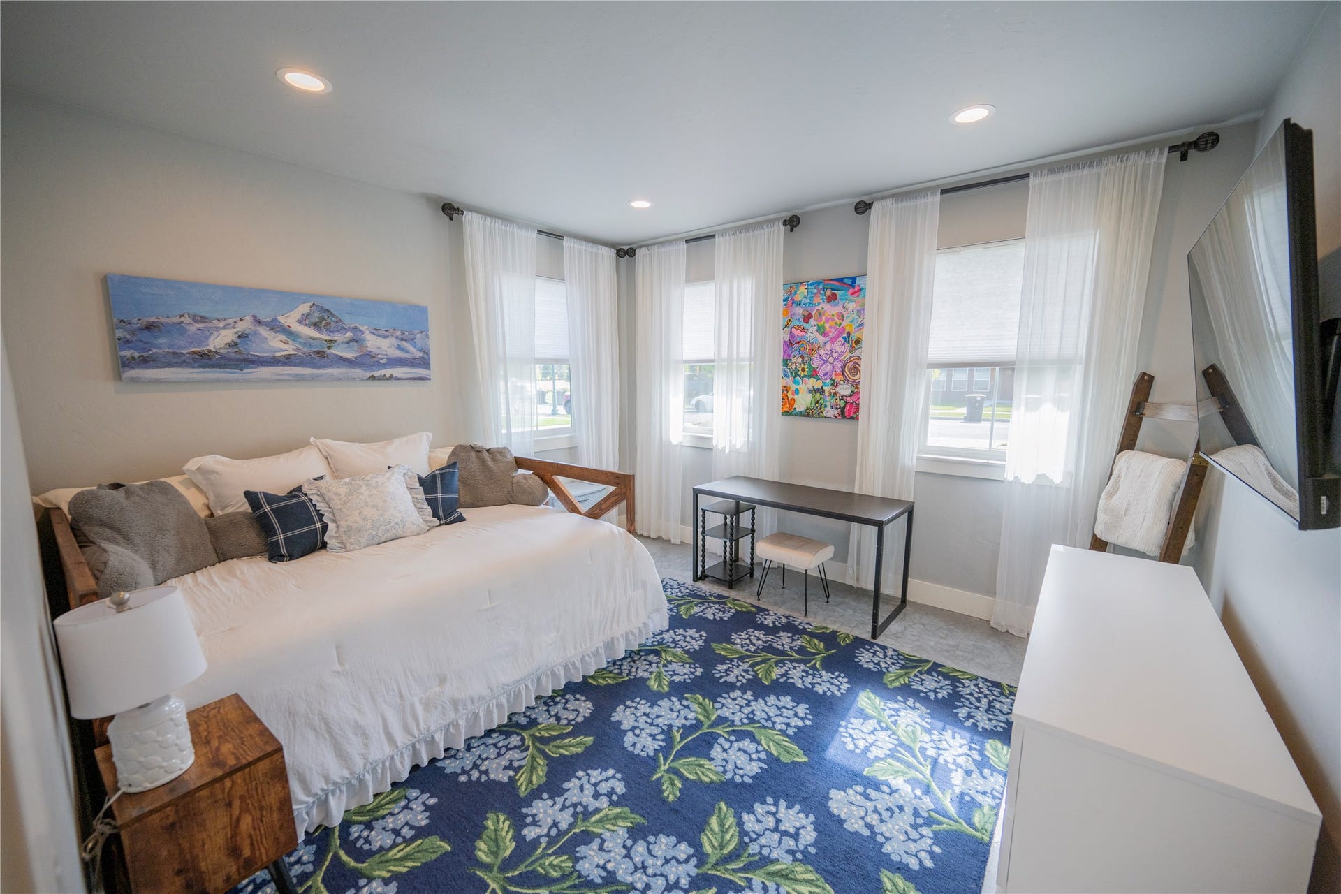 Main level bedroom/office/TV room