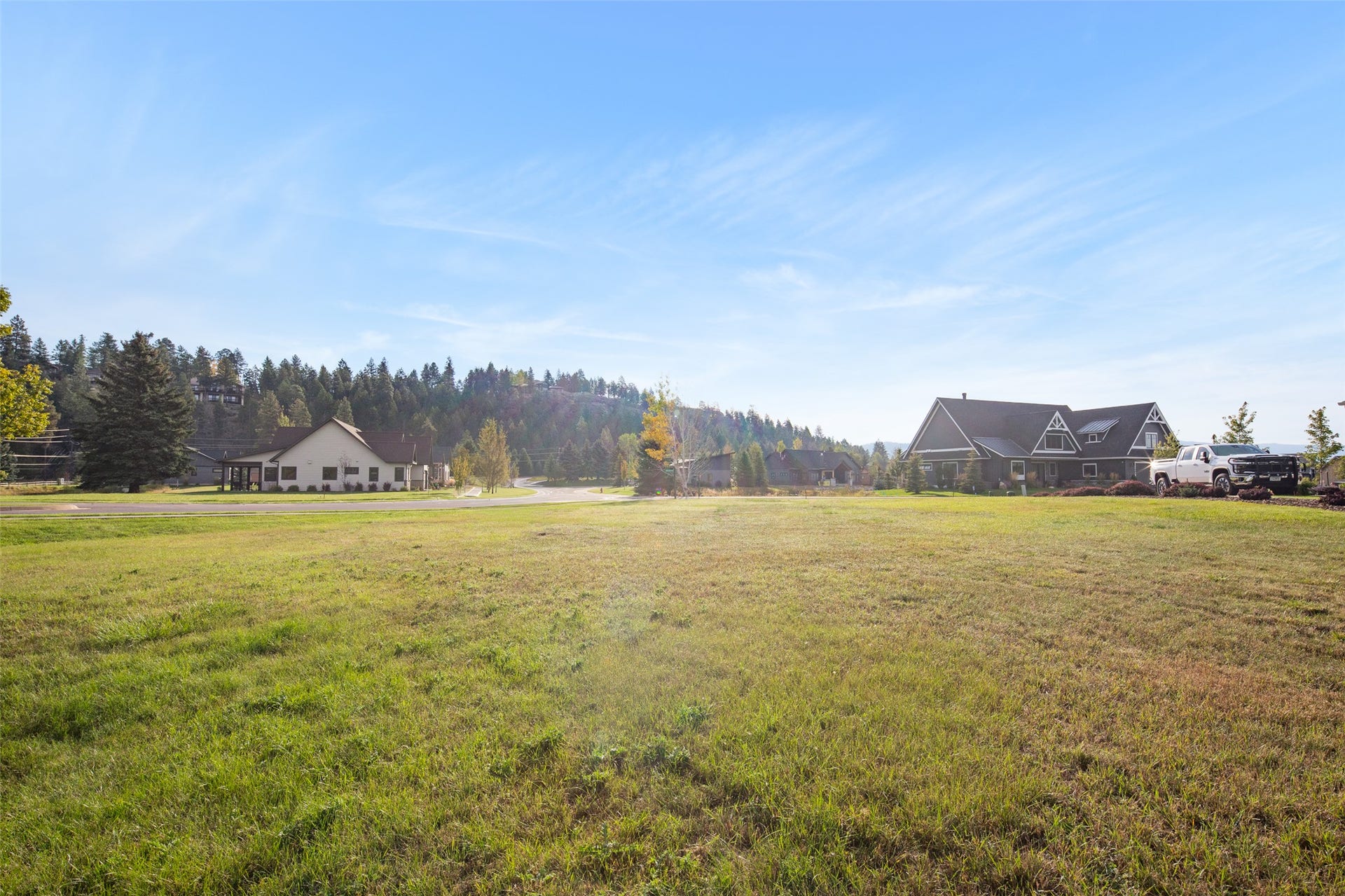 1427 Lake Pointe Drive, Bigfork, MT 59911 corner lot