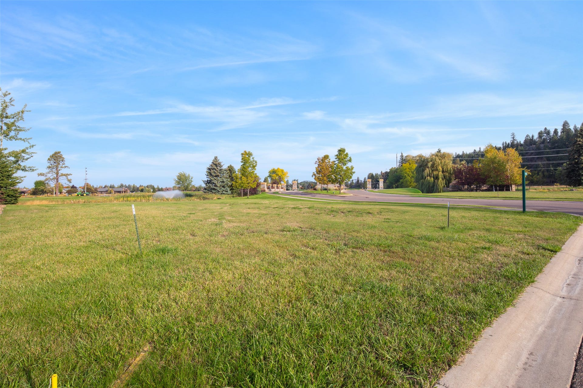 1427 Lake Pointe Drive, Bigfork, MT 59911 corner lot