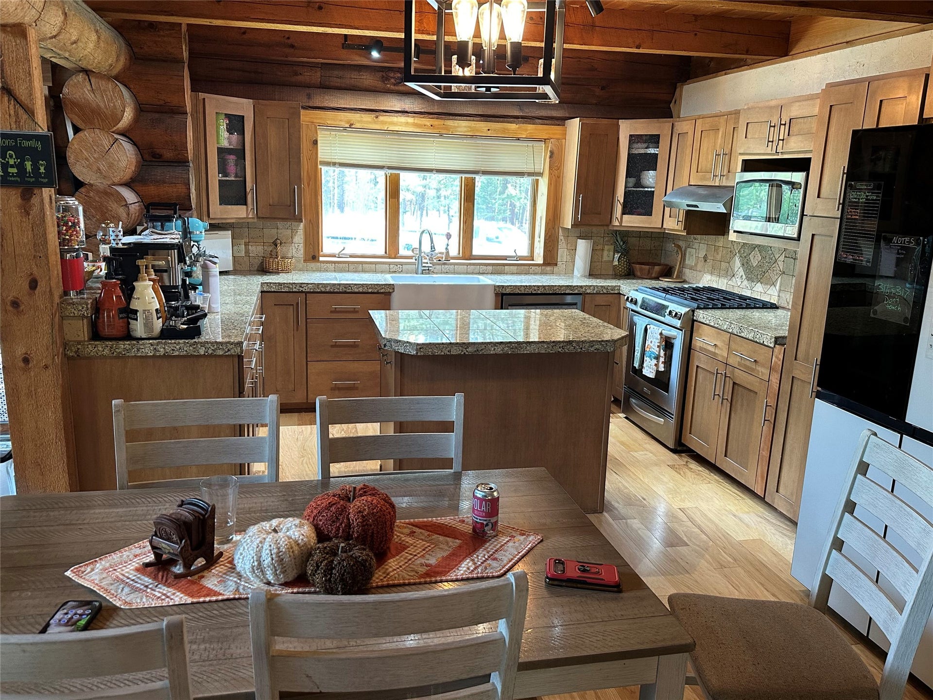 23405 Wahupa Lane, Huson, MT 59846 23405 Wahupa Lane, Huson, MT 59846
