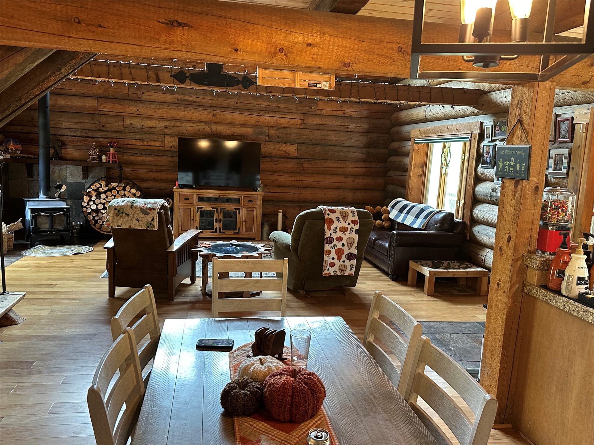 23405 Wahupa Lane, Huson, MT 59846 23405 Wahupa Lane, Huson, MT 59846