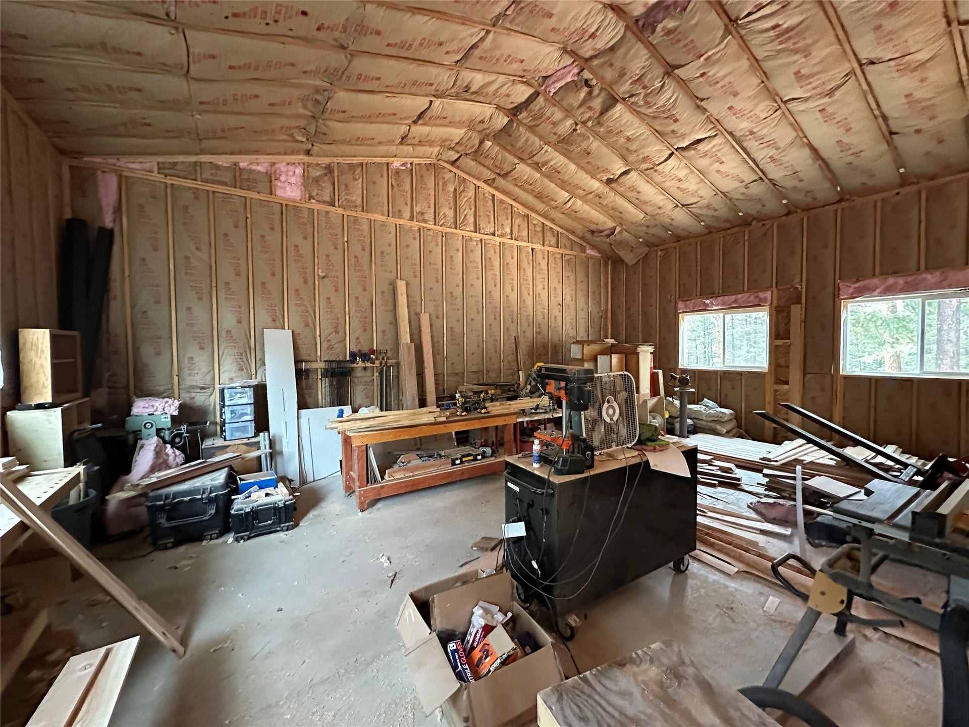 23405 Wahupa Lane, Huson, MT 59846 23405 Wahupa Lane, Huson, MT 59846
