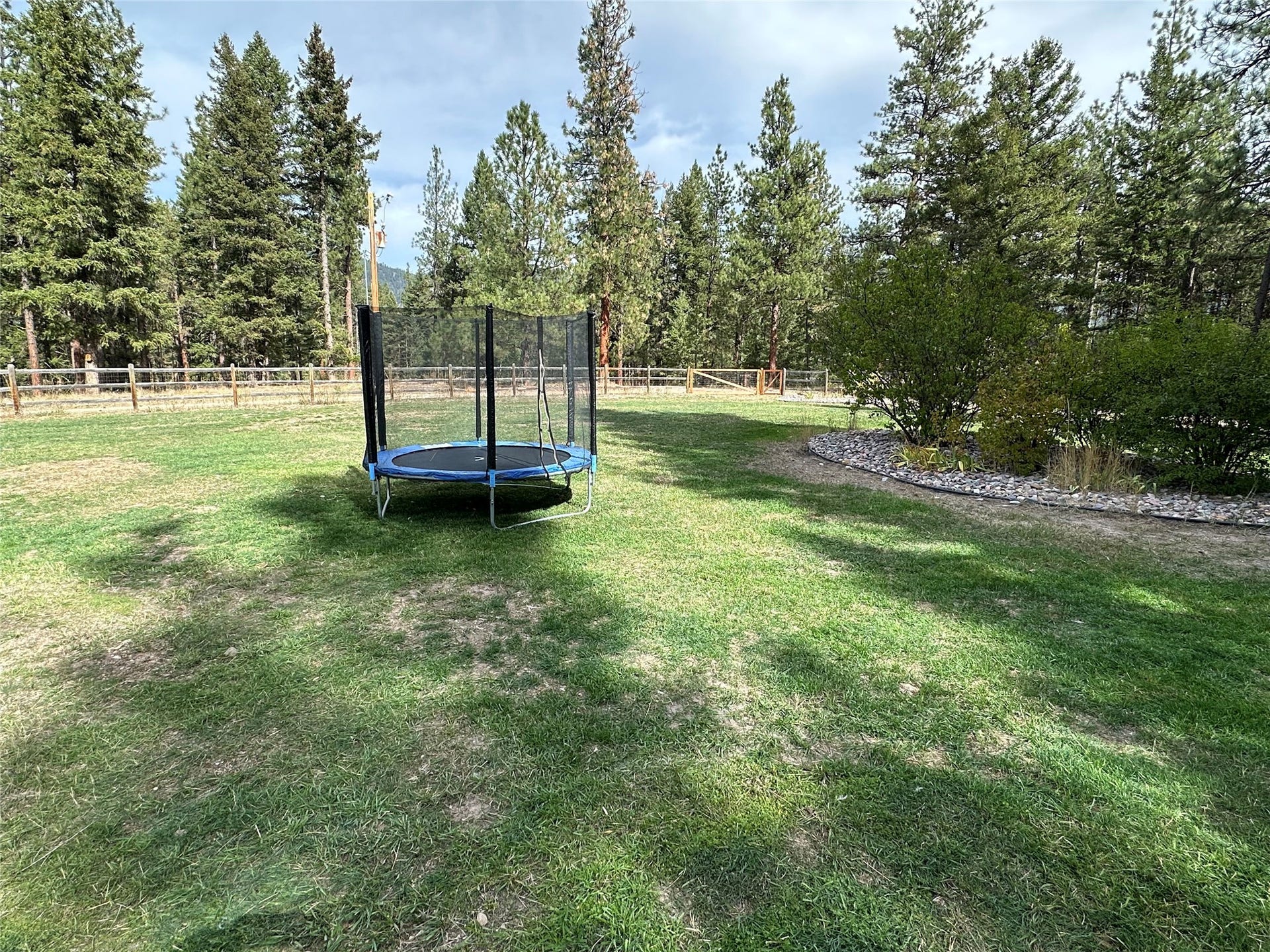 23405 Wahupa Lane, Huson, MT 59846 23405 Wahupa Lane, Huson, MT 59846