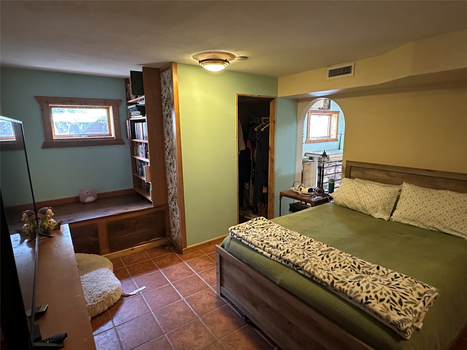 23405 Wahupa Lane, Huson, MT 59846 23405 Wahupa Lane, Huson, MT 59846
