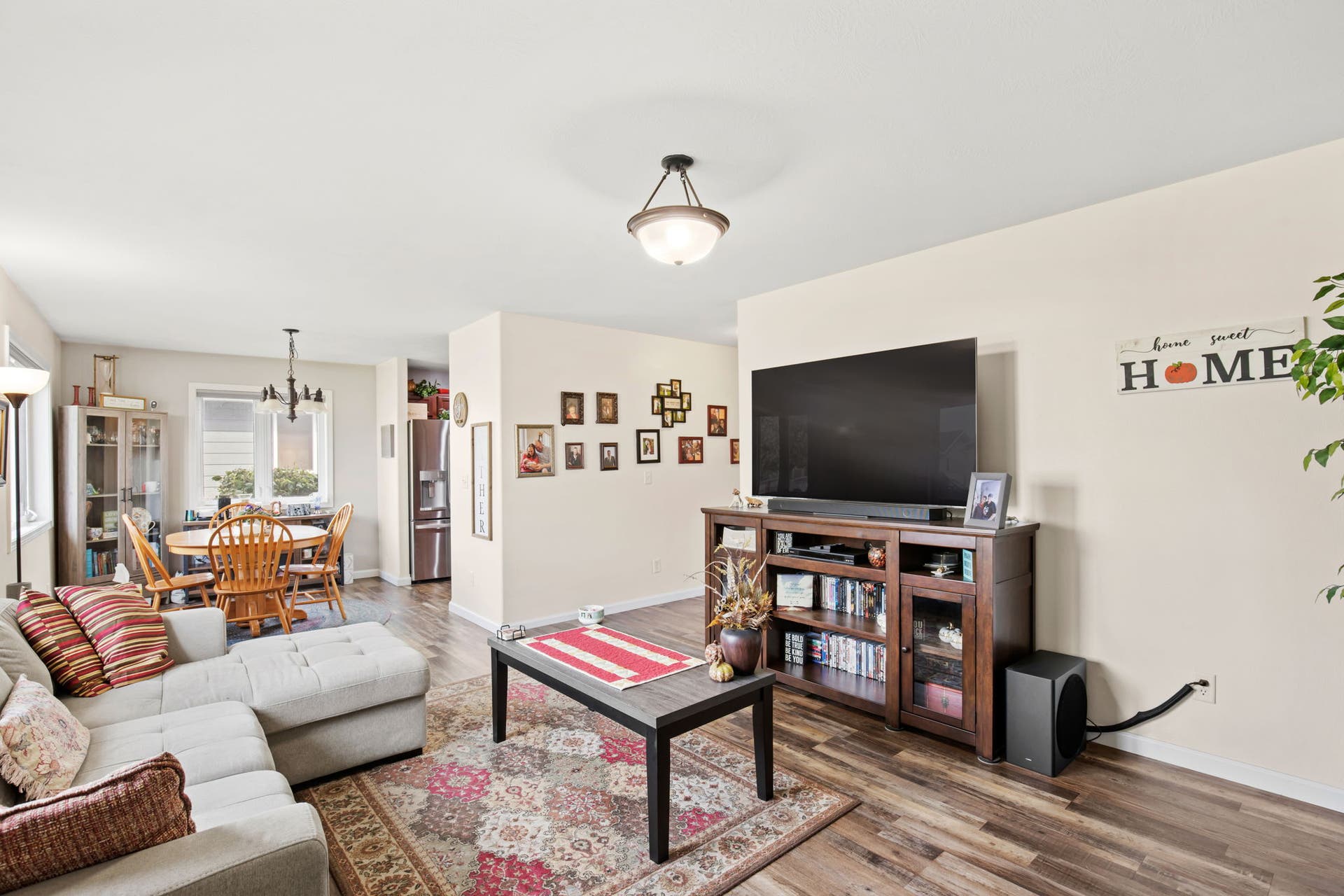 2541 Castle Pines Way, Great Falls, MT 59405 Wood-finish flooring throughout, light-toned walls, and recessed lighting