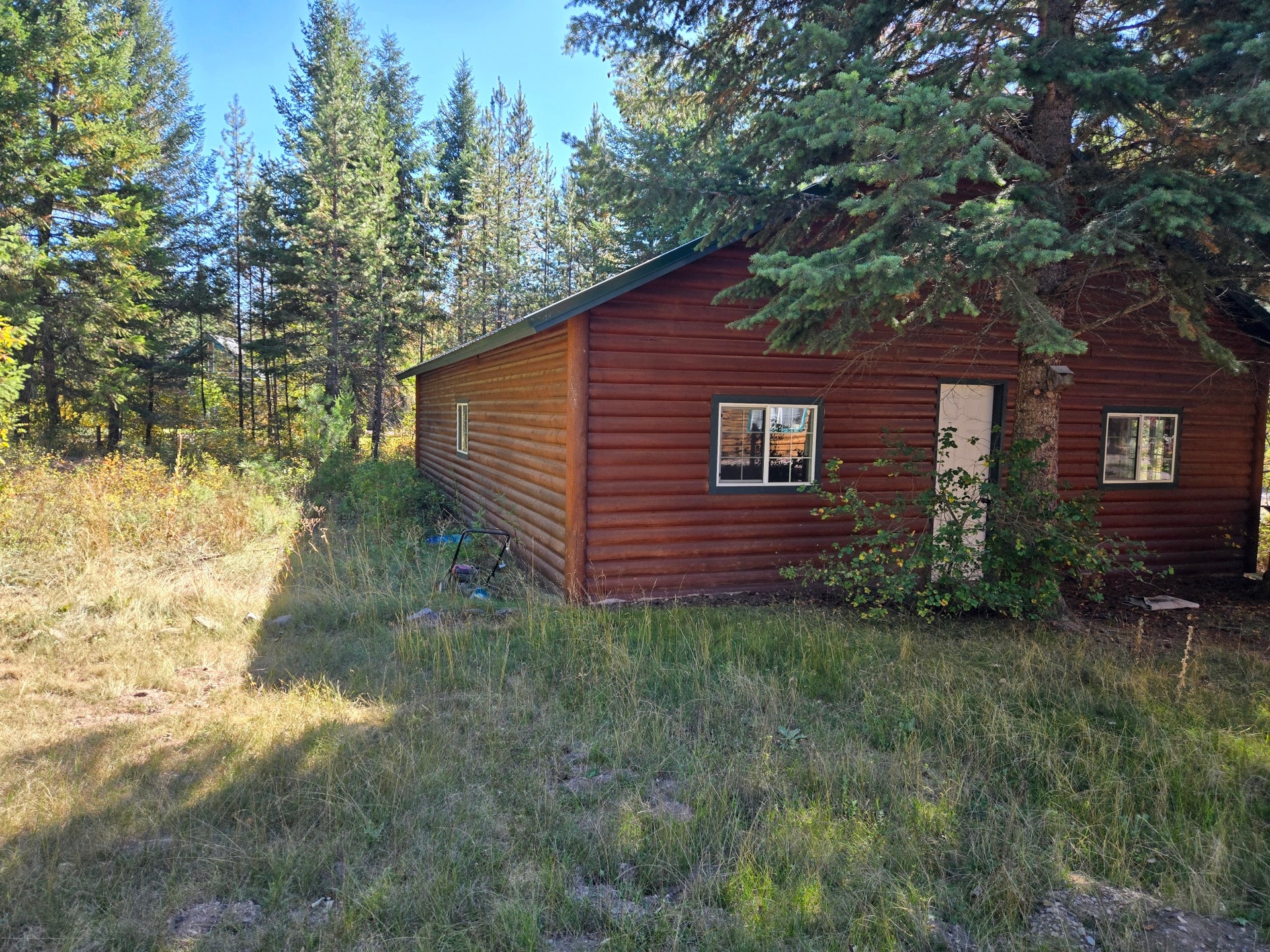 detached garage - side view