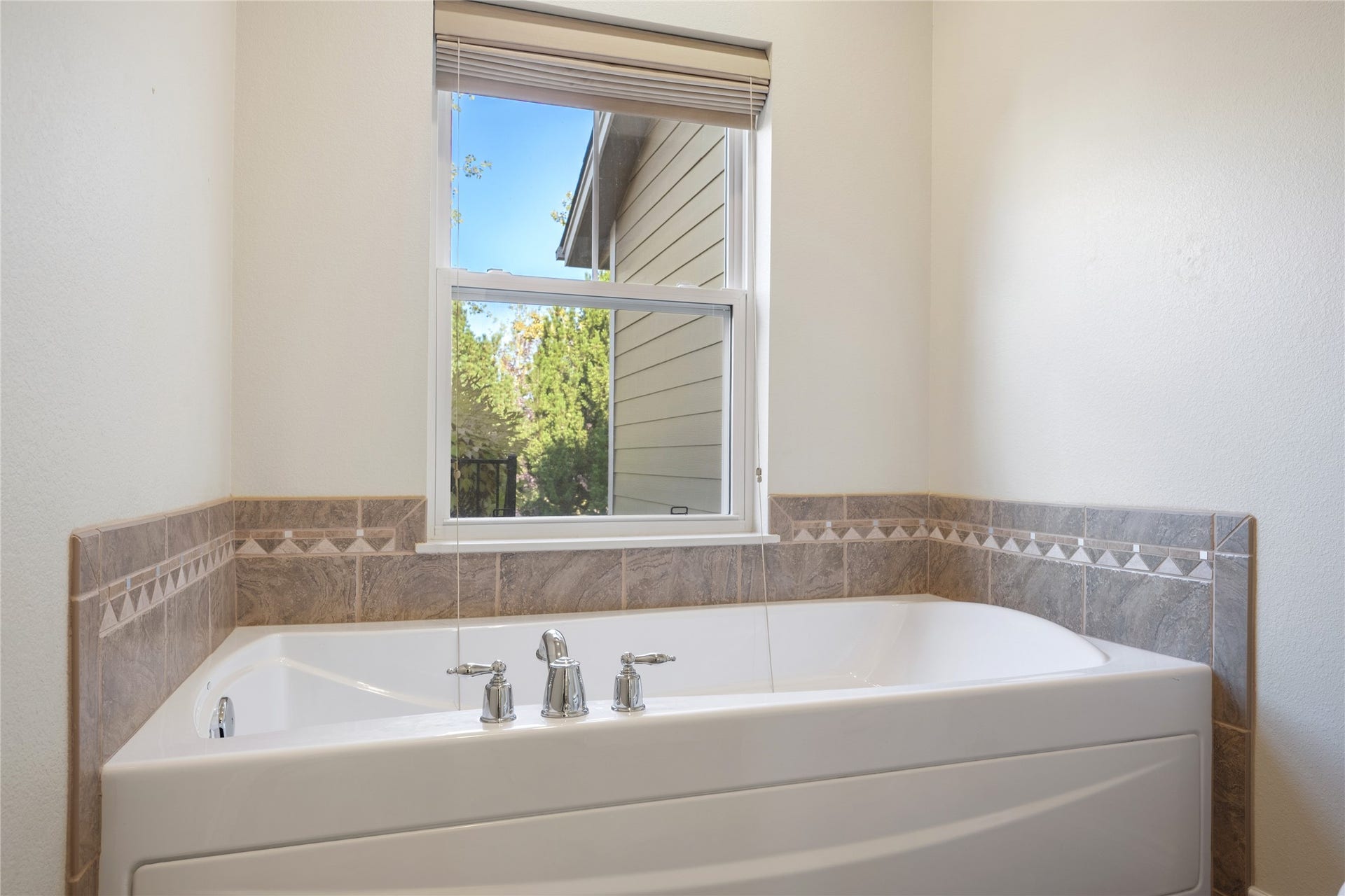 2625 Tanbark Way, #Unit A, Missoula, MT 59808 2625 Tanbark Way, #Unit A, Missoula, MT 59808