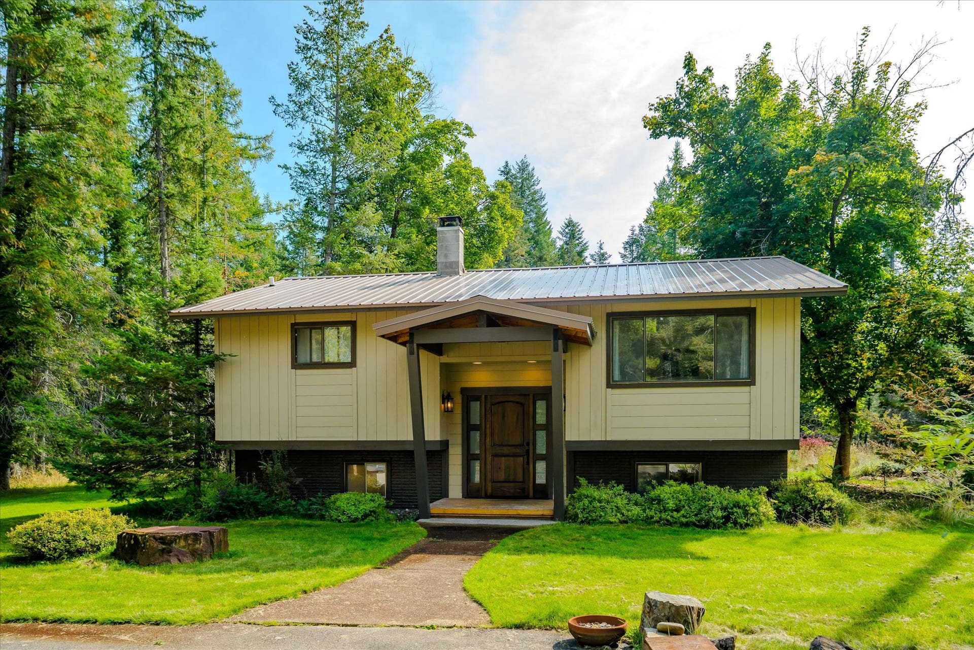 4955 Foothill Road, Bigfork, MT 59911 4955 Foothill Road, Bigfork, MT 59911