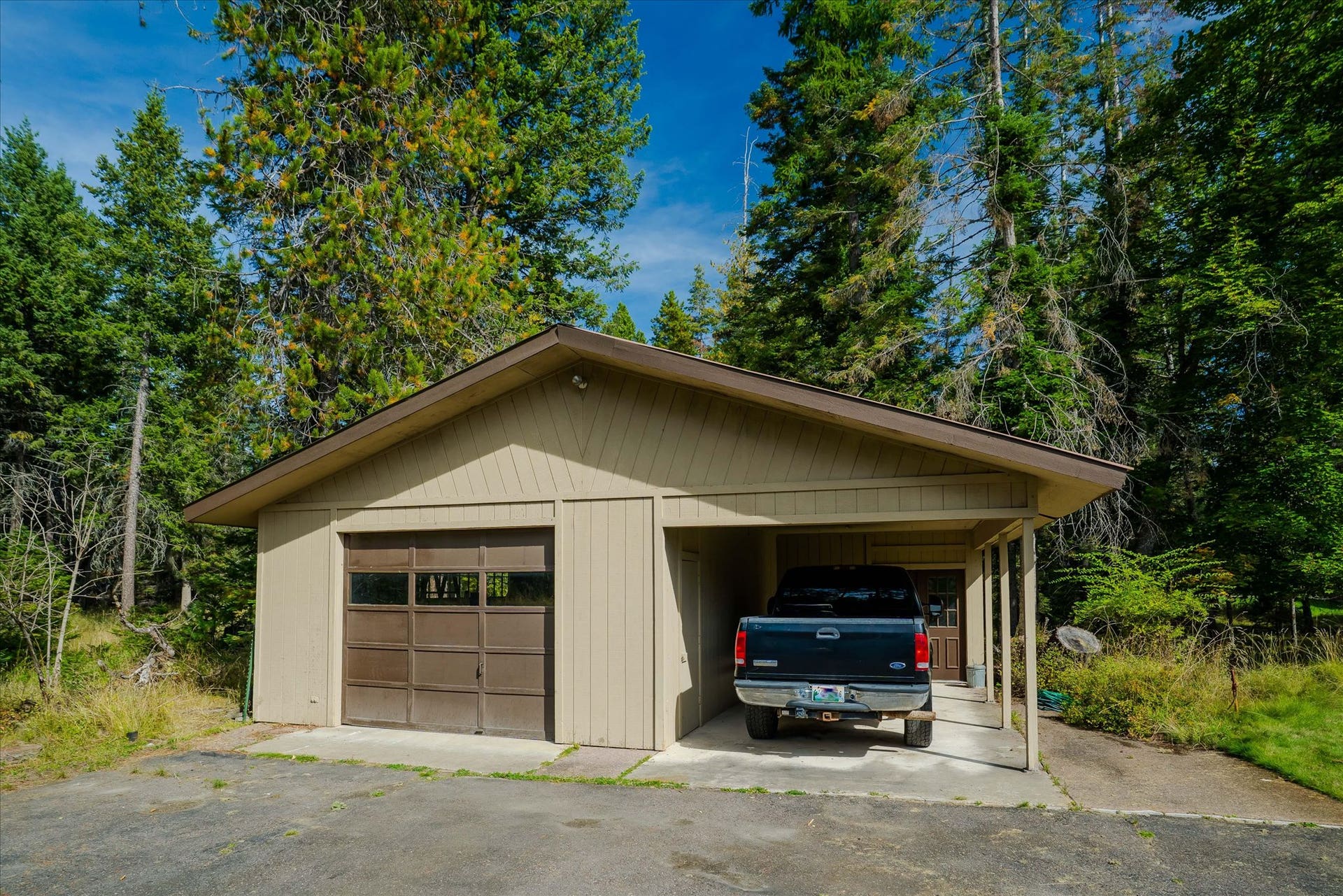 4955 Foothill Road, Bigfork, MT 59911 4955 Foothill Road, Bigfork, MT 59911