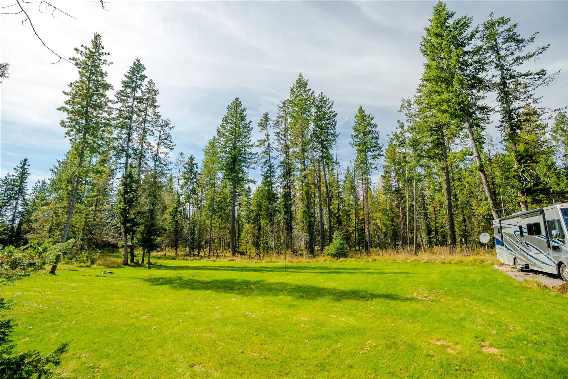 4955 Foothill Road, Bigfork, MT 59911 4955 Foothill Road, Bigfork, MT 59911