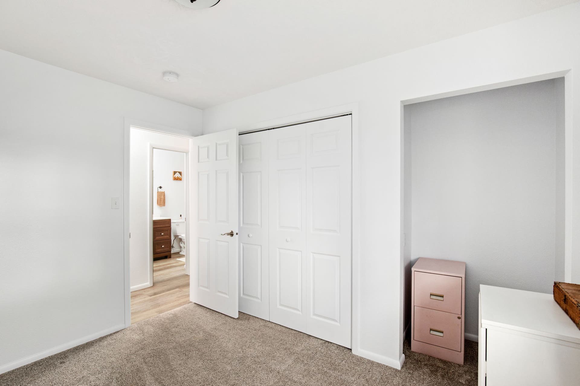 912 25th Avenue SW, Great Falls, MT 59404 912 25th Avenue SW, Great Falls, MT 59404