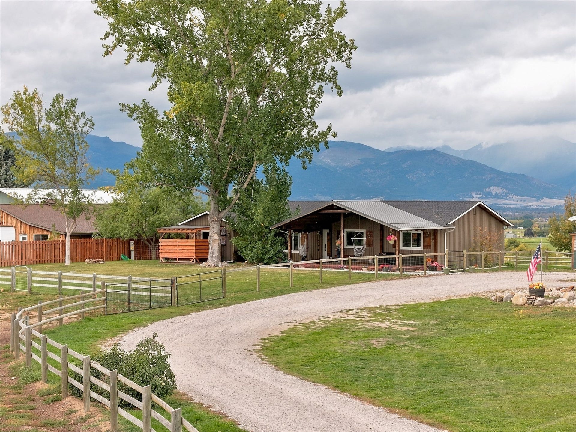 794 Mason Lane, Corvallis, MT 59828 794 Mason Lane, Corvallis, MT 59828