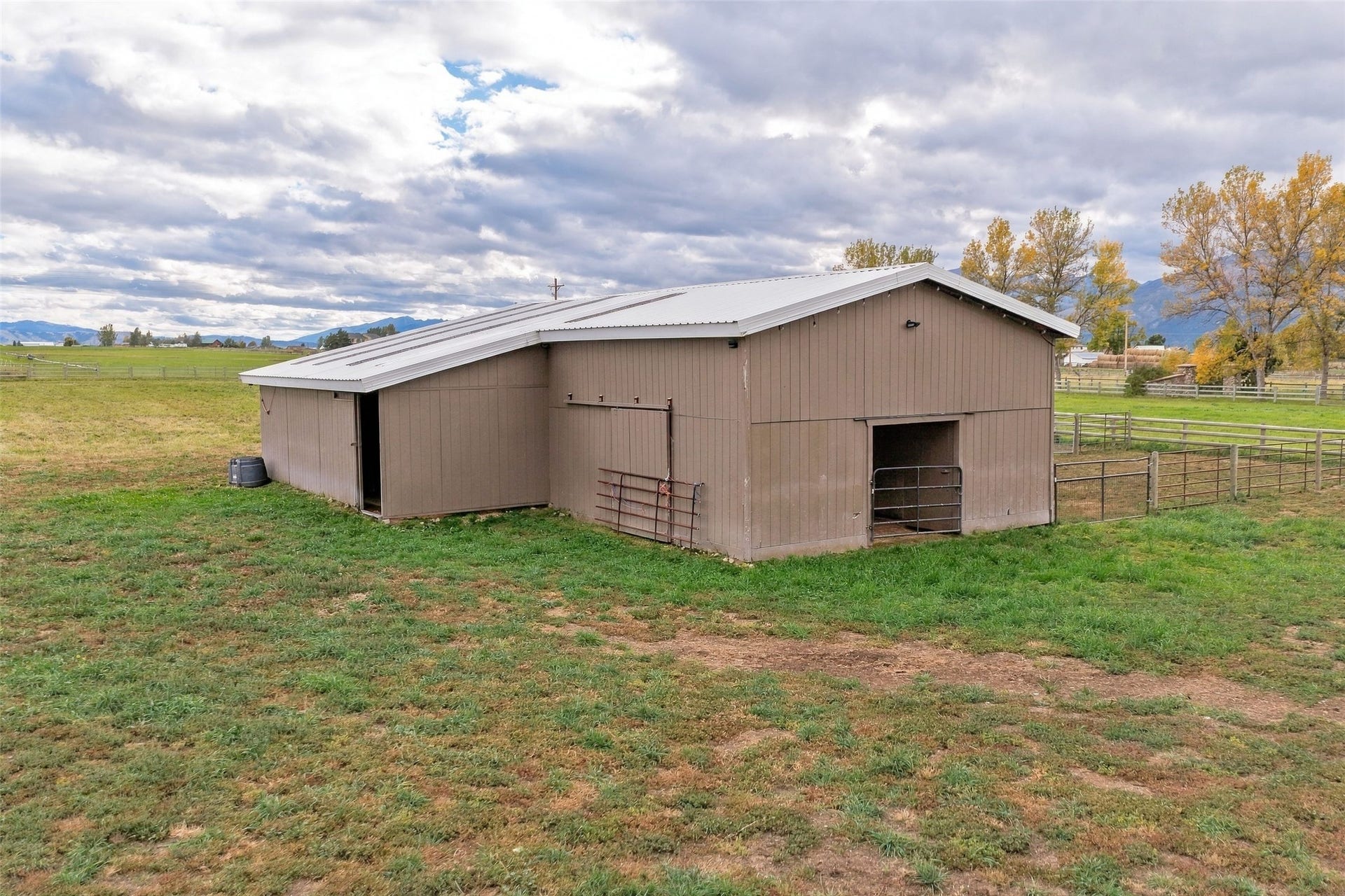794 Mason Lane, Corvallis, MT 59828 794 Mason Lane, Corvallis, MT 59828