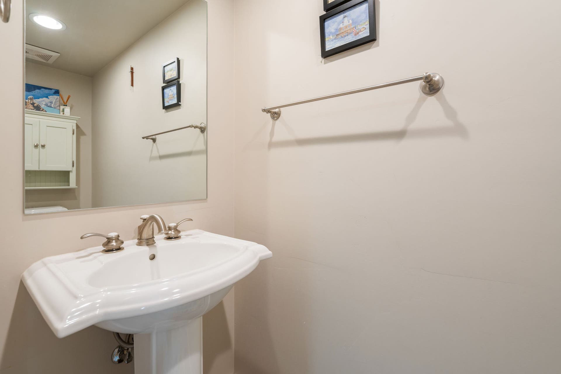 6007 St Moritz Drive, #D, Whitefish, MT 59937 Guest Bath
