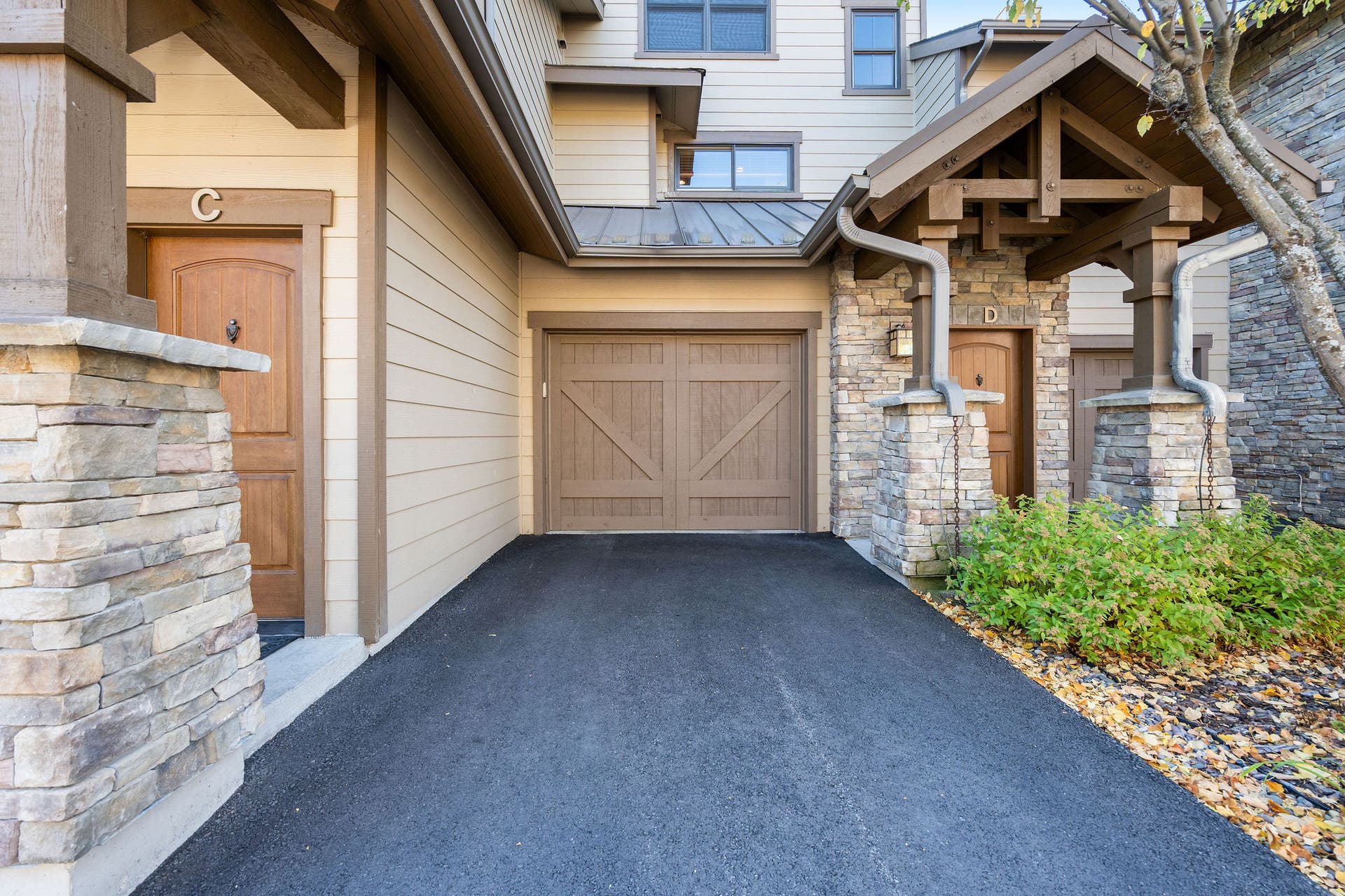 6007 St Moritz Drive, #D, Whitefish, MT 59937 6007 St Moritz Drive, #D, Whitefish, MT 59937