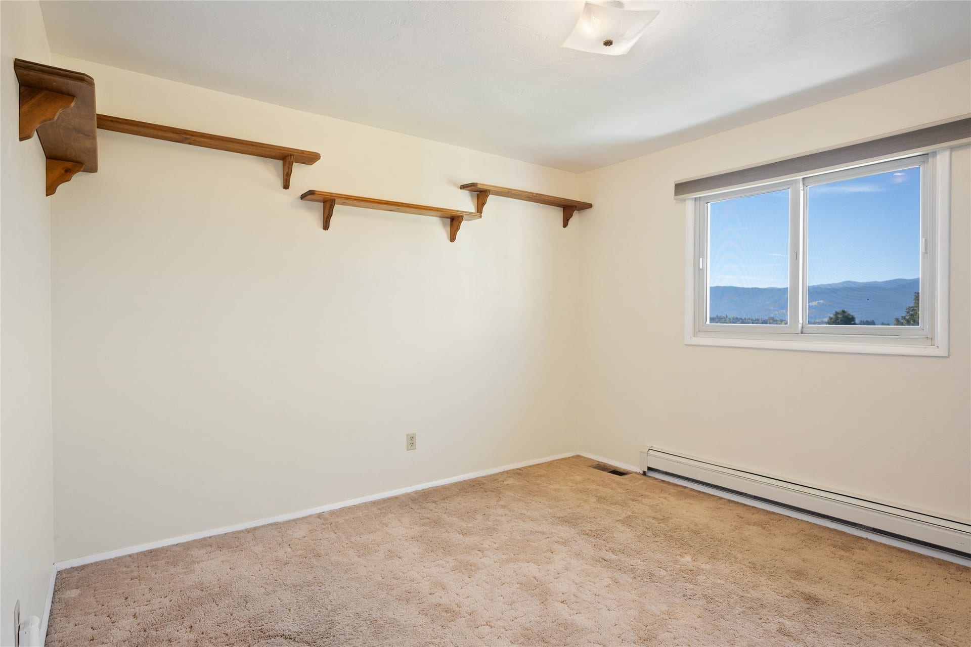 5905 Longview Drive, Missoula, MT 59803 5905 Longview Drive, Missoula, MT 59803