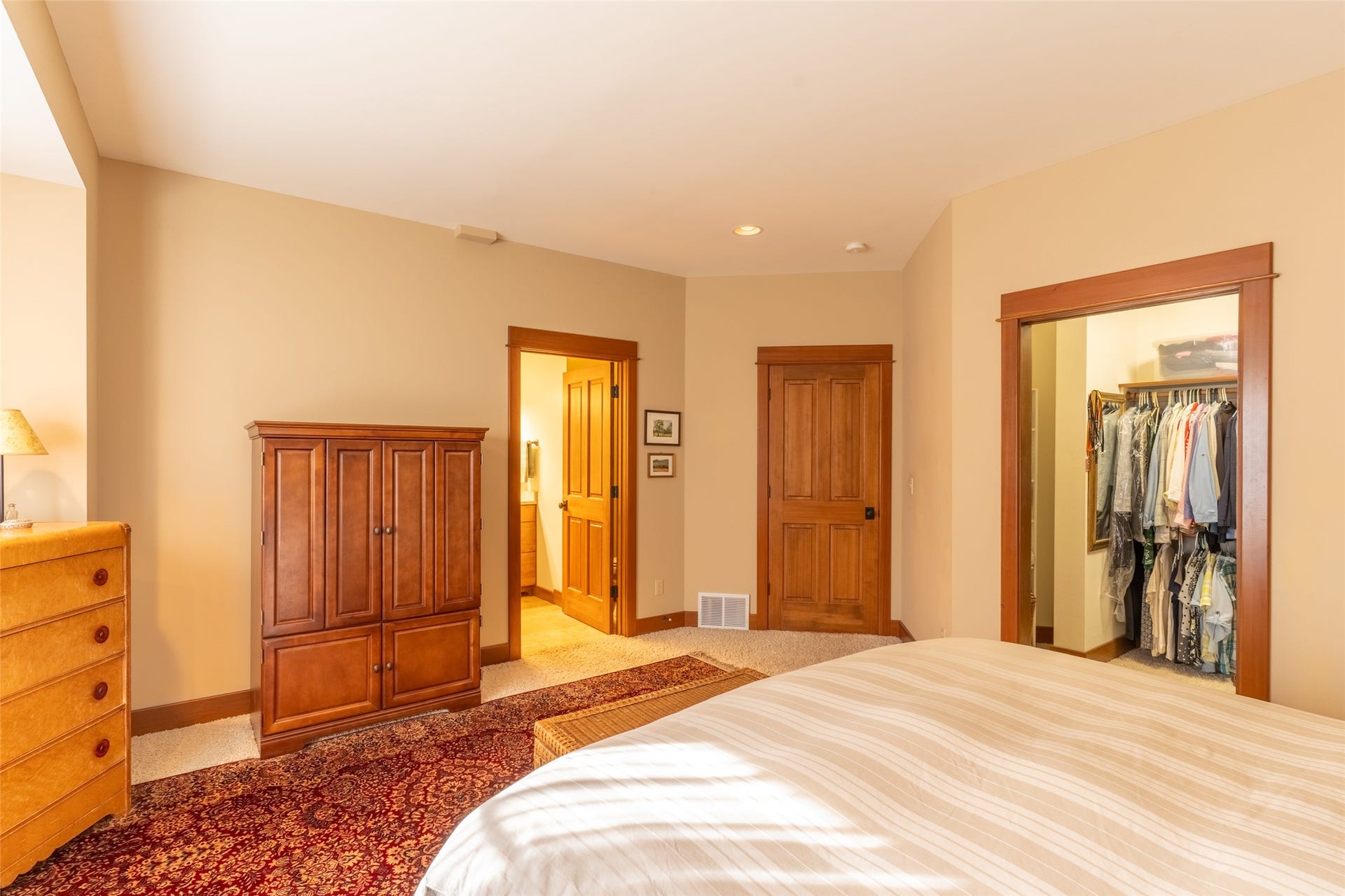 2095 Houston Drive, Whitefish, MT 59937 2095 Houston Drive, Whitefish, MT 59937