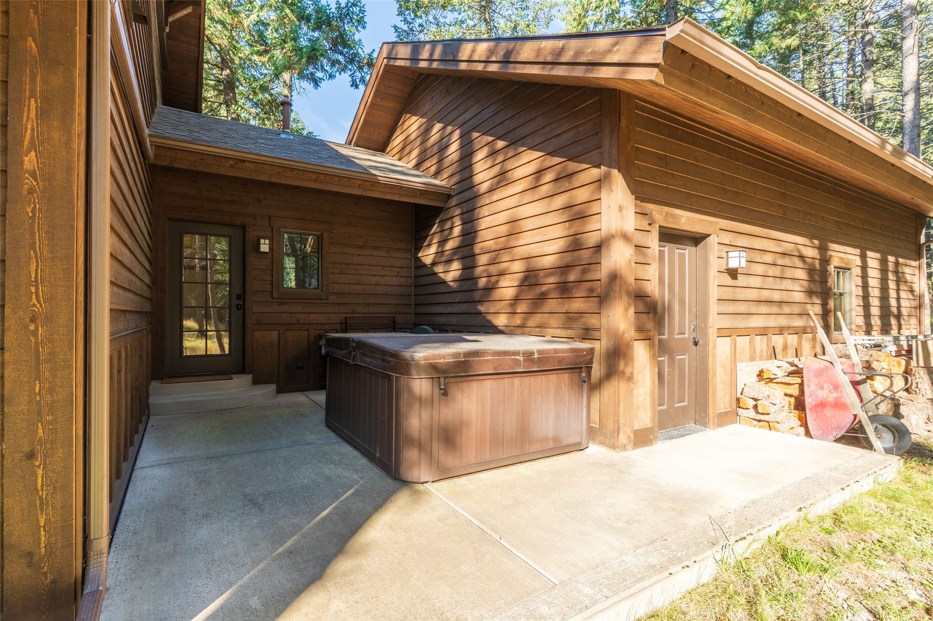 2095 Houston Drive, Whitefish, MT 59937 2095 Houston Drive, Whitefish, MT 59937