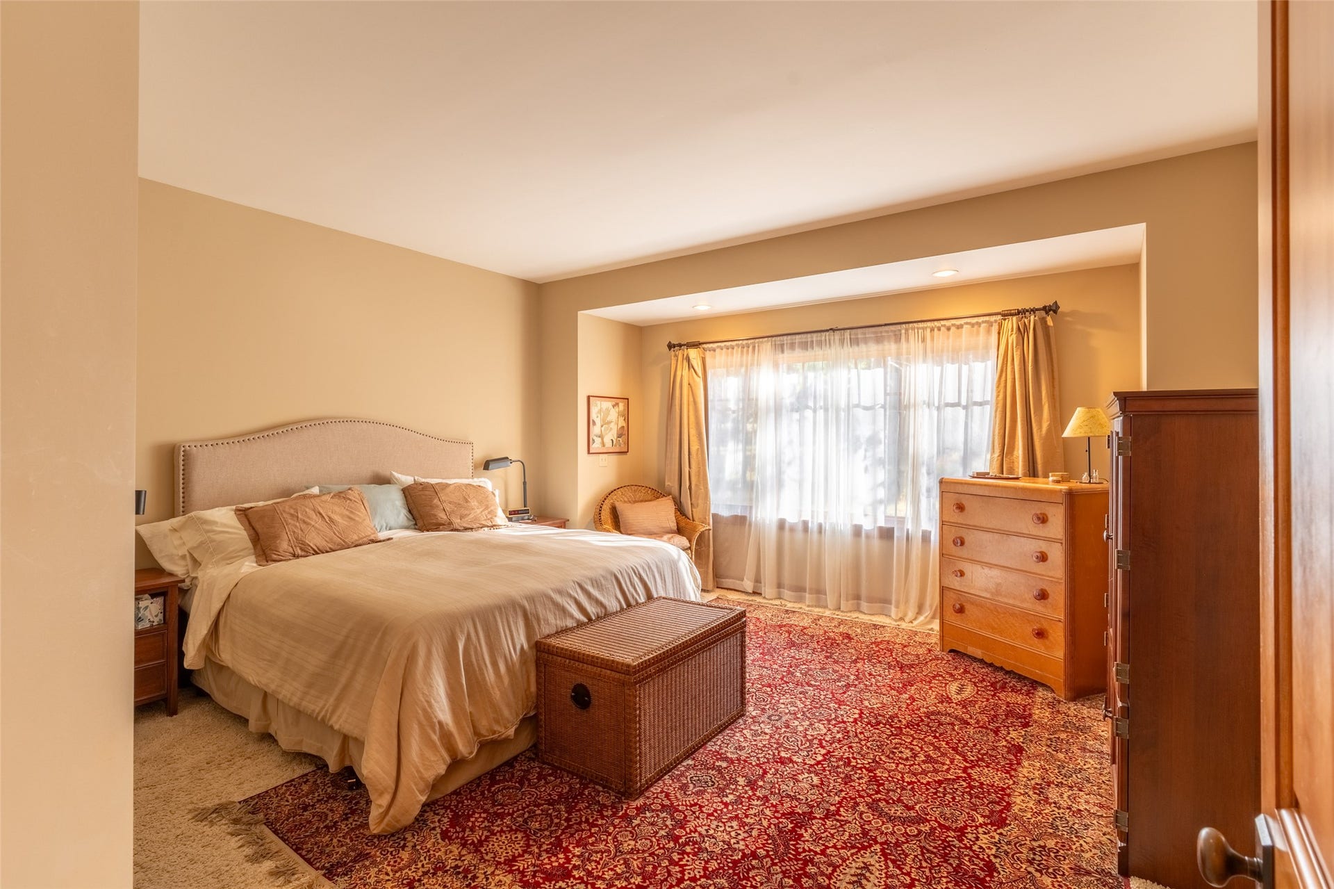 2095 Houston Drive, Whitefish, MT 59937 2095 Houston Drive, Whitefish, MT 59937