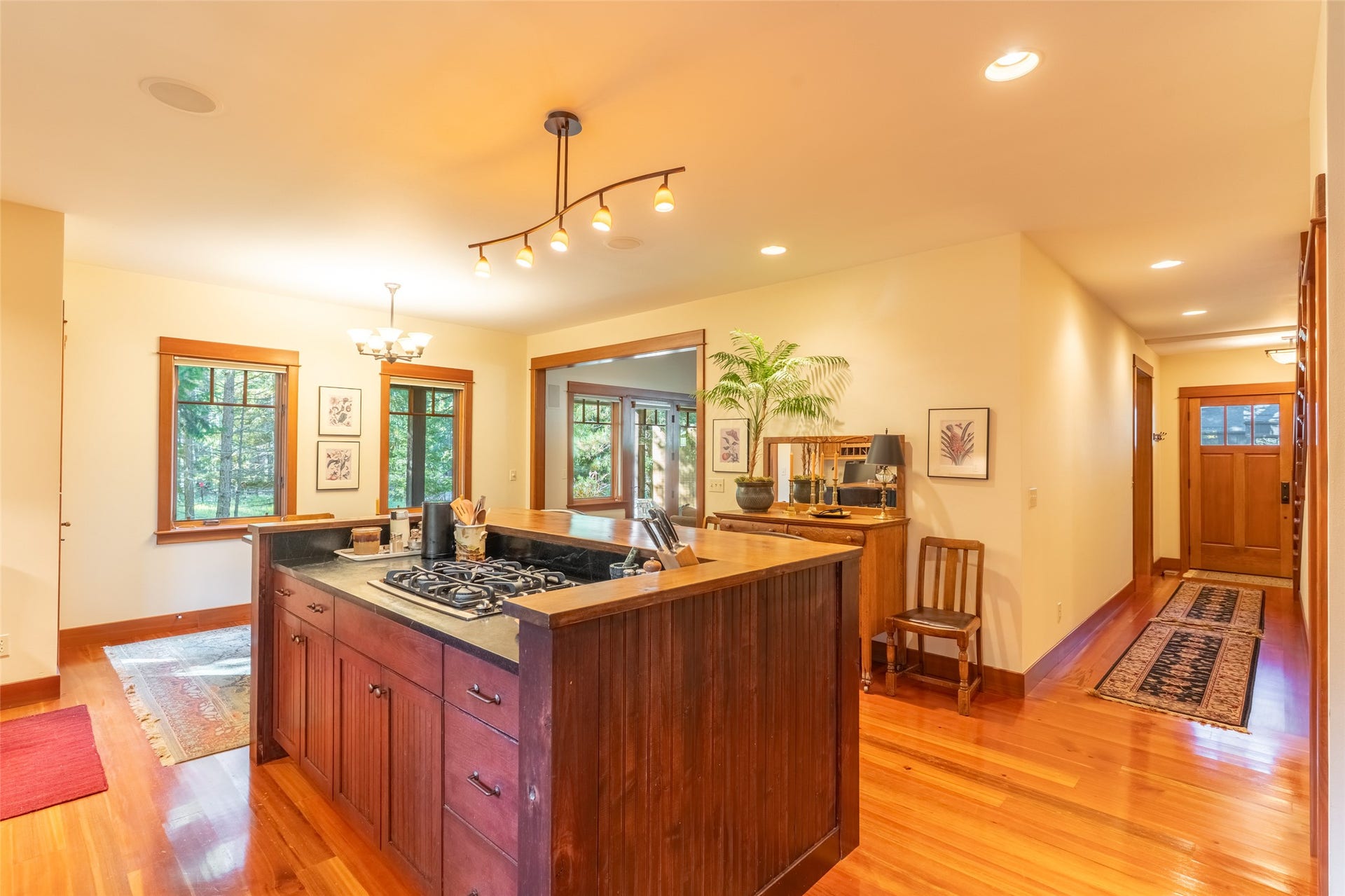 2095 Houston Drive, Whitefish, MT 59937 2095 Houston Drive, Whitefish, MT 59937