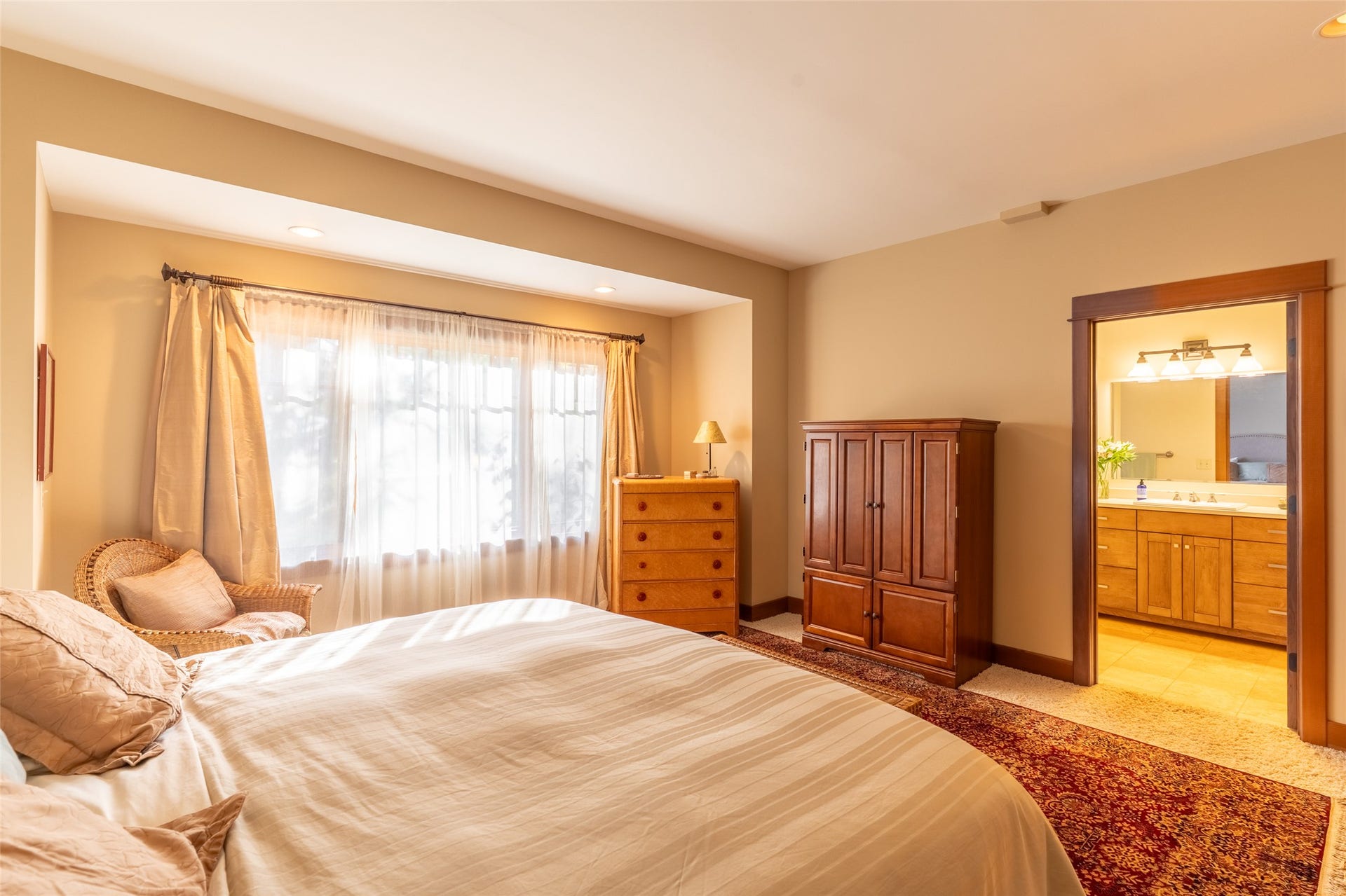 2095 Houston Drive, Whitefish, MT 59937 2095 Houston Drive, Whitefish, MT 59937