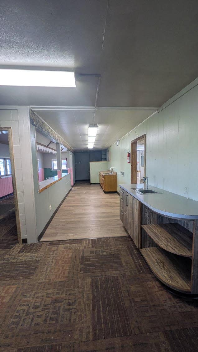 307 3rd Avenue SW, White Sulphur Springs, MT 59645