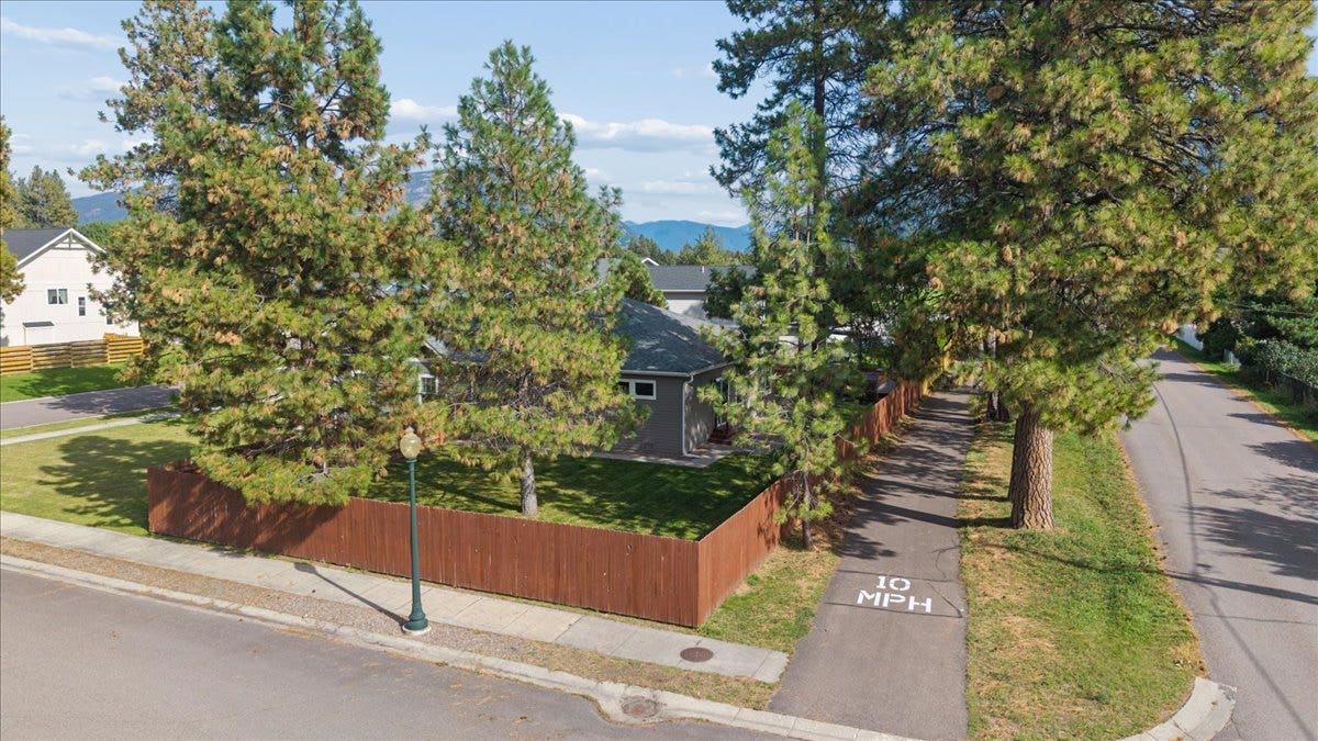 2 Talbott Pines Loop, Columbia Falls, MT 59912 2 Talbott Pines Loop, Columbia Falls, MT 59912