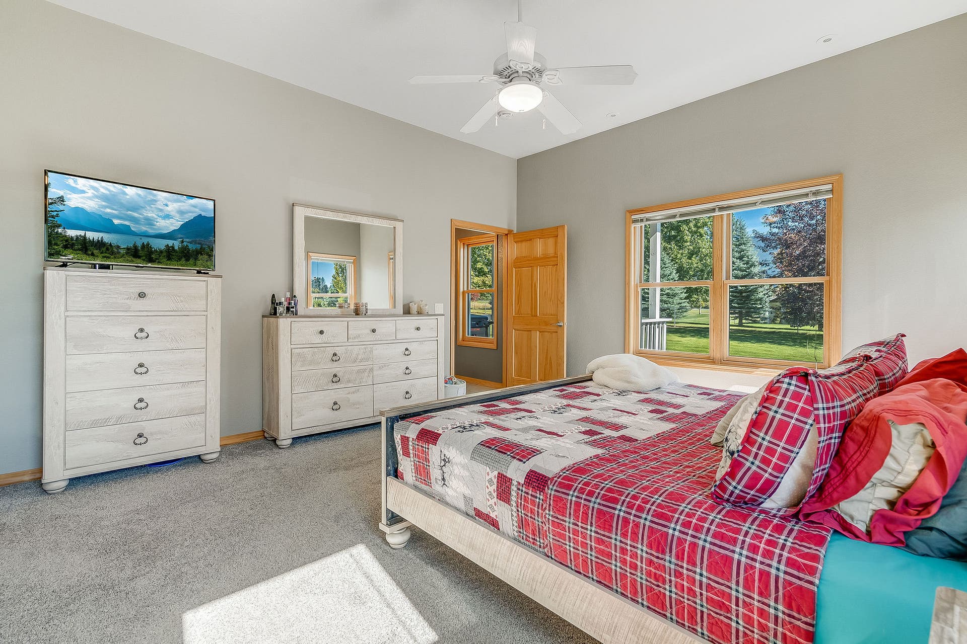 primary bedroom