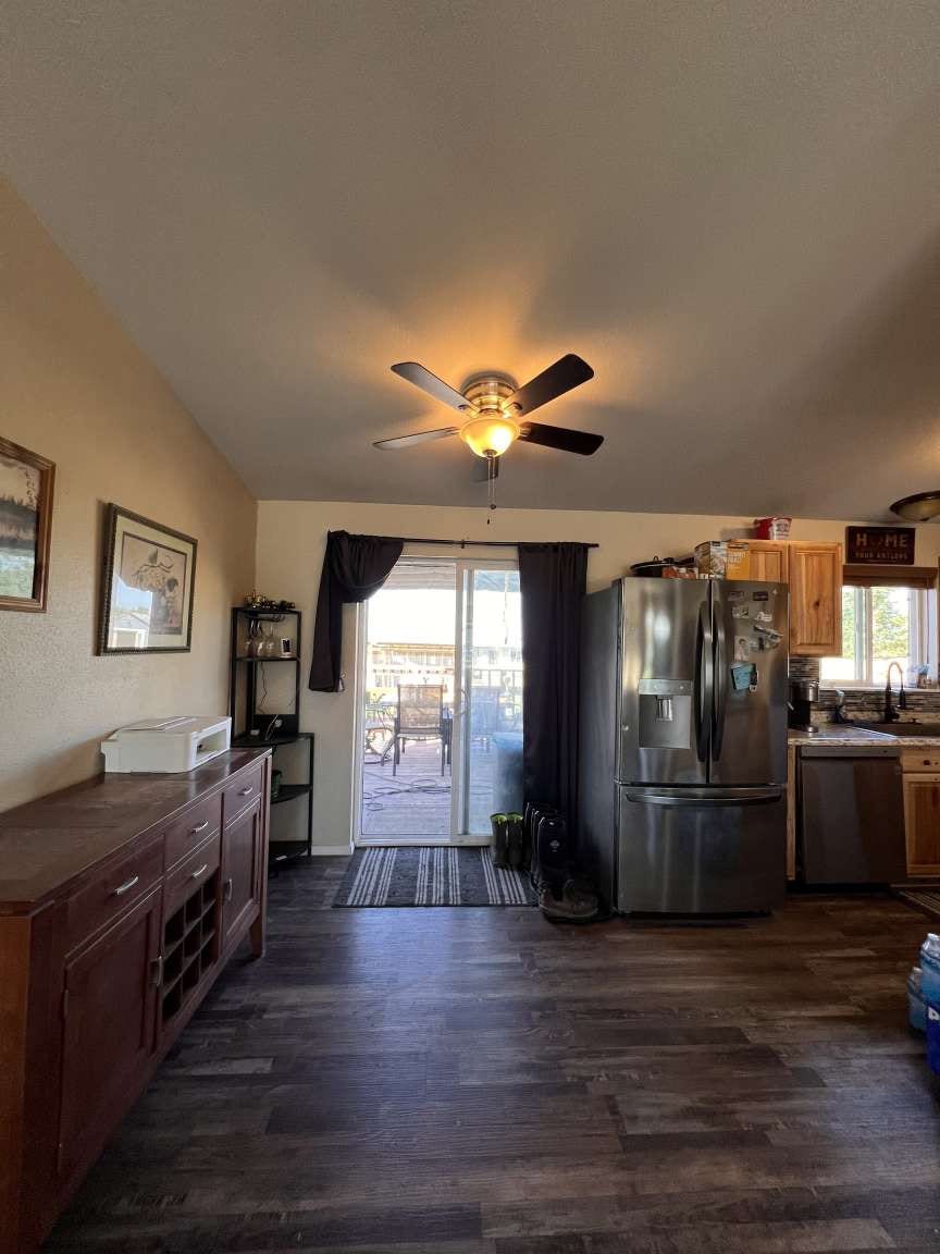 1911 Bluestone Drive, Kalispell, MT 59901 1911 Bluestone Drive, Kalispell, MT 59901
