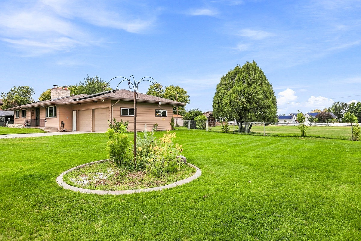 4000 N Montana Avenue, Helena, MT 59602
