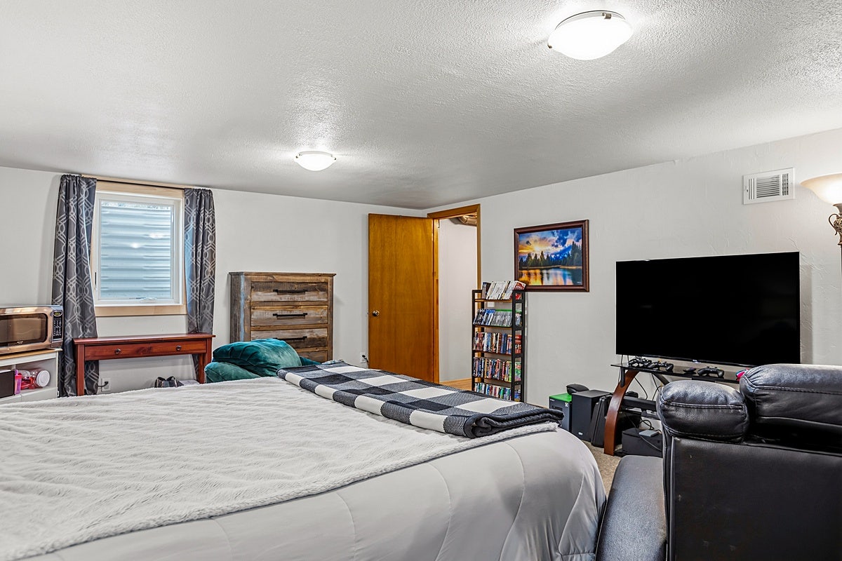 4000 N Montana Avenue, Helena, MT 59602