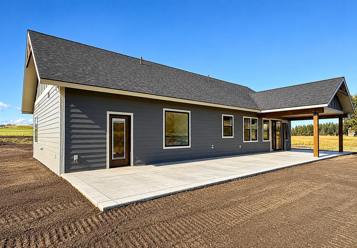 147 Peltier Place, Eureka, MT 59917 Back of House