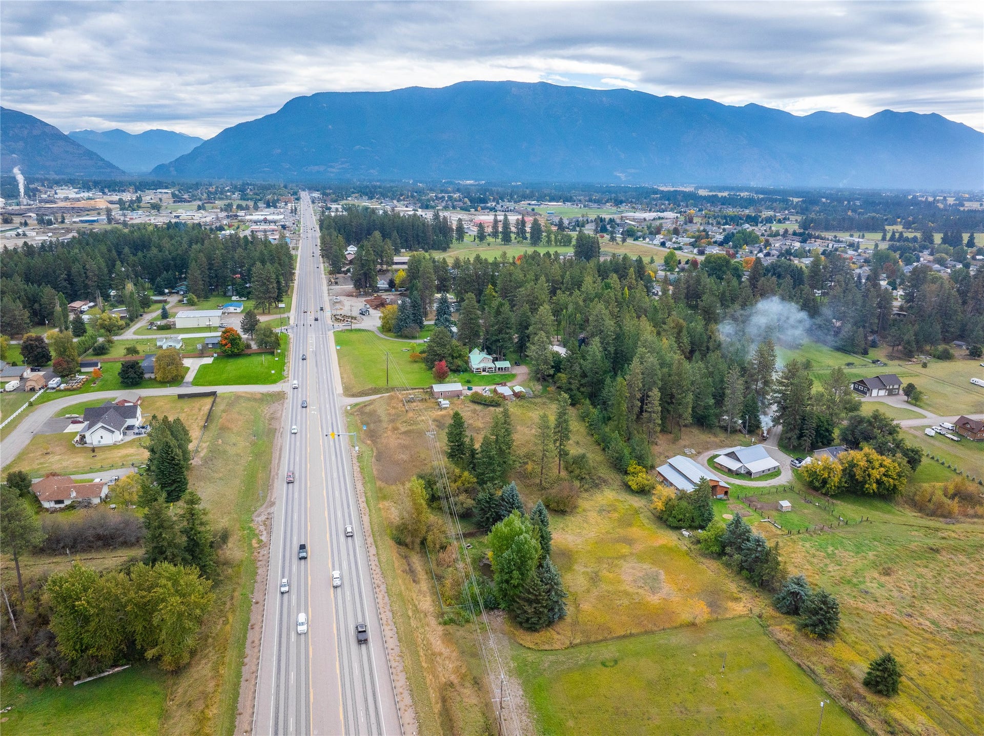 110 S Hilltop Road, Columbia Falls, MT 59912 110 S Hilltop Road, Columbia Falls, MT 59912