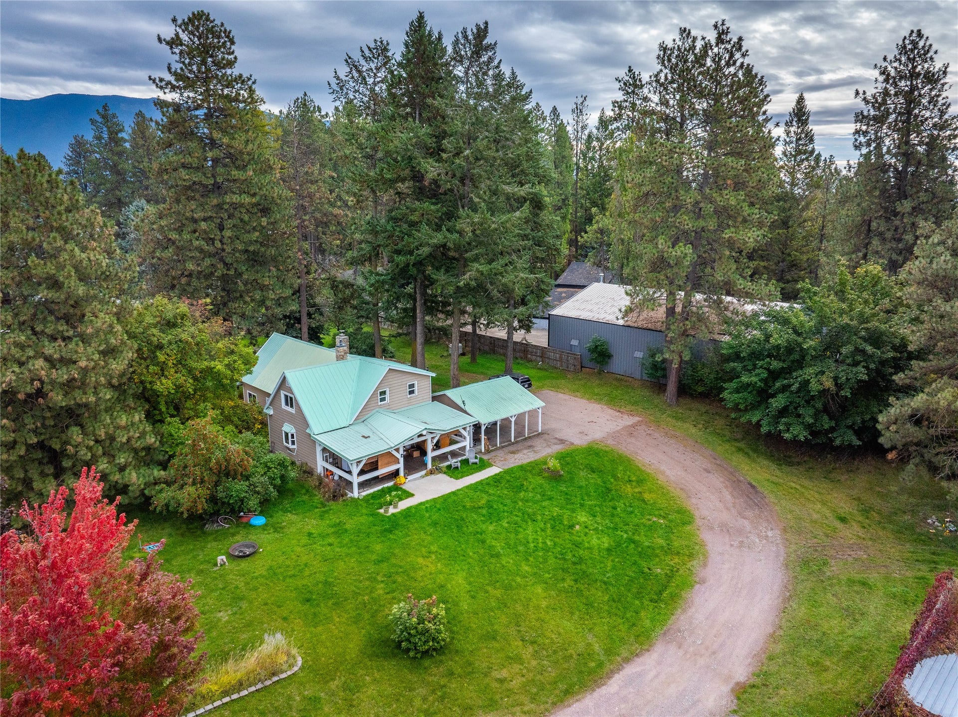 110 S Hilltop Road, Columbia Falls, MT 59912 110 S Hilltop Road, Columbia Falls, MT 59912