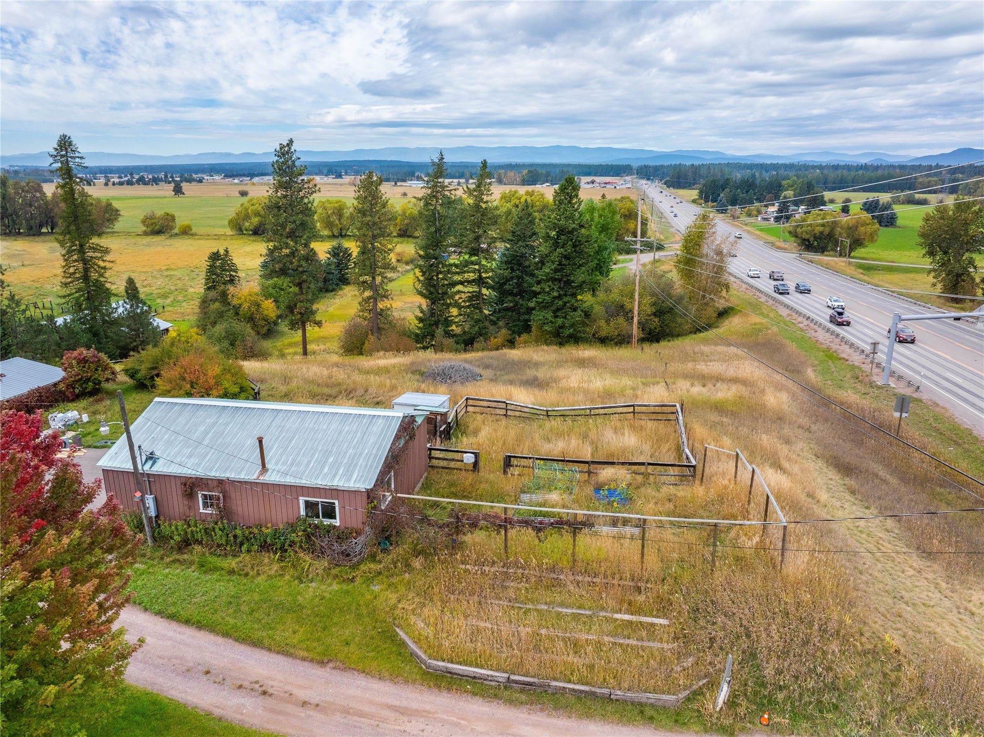 110 S Hilltop Road, Columbia Falls, MT 59912 110 S Hilltop Road, Columbia Falls, MT 59912