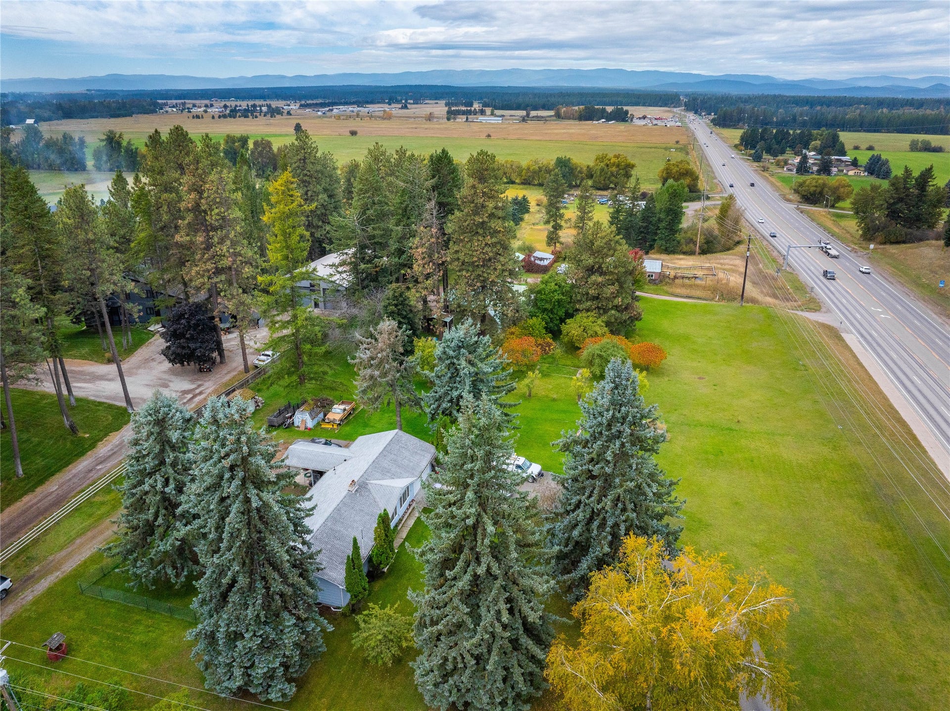 110 S Hilltop Road, Columbia Falls, MT 59912 110 S Hilltop Road, Columbia Falls, MT 59912